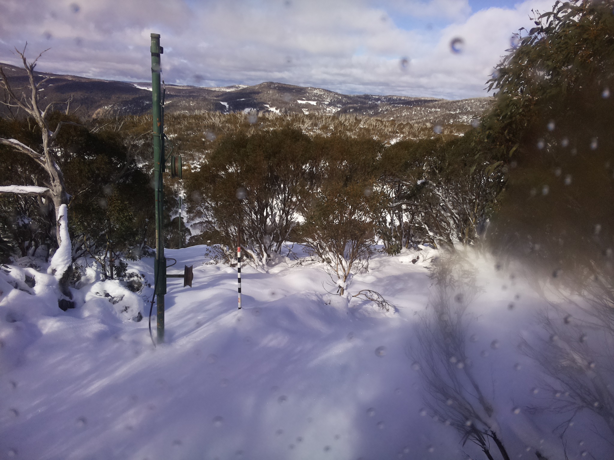 Bogong Web Cam 11:50am Wednesday 11th of June 2025