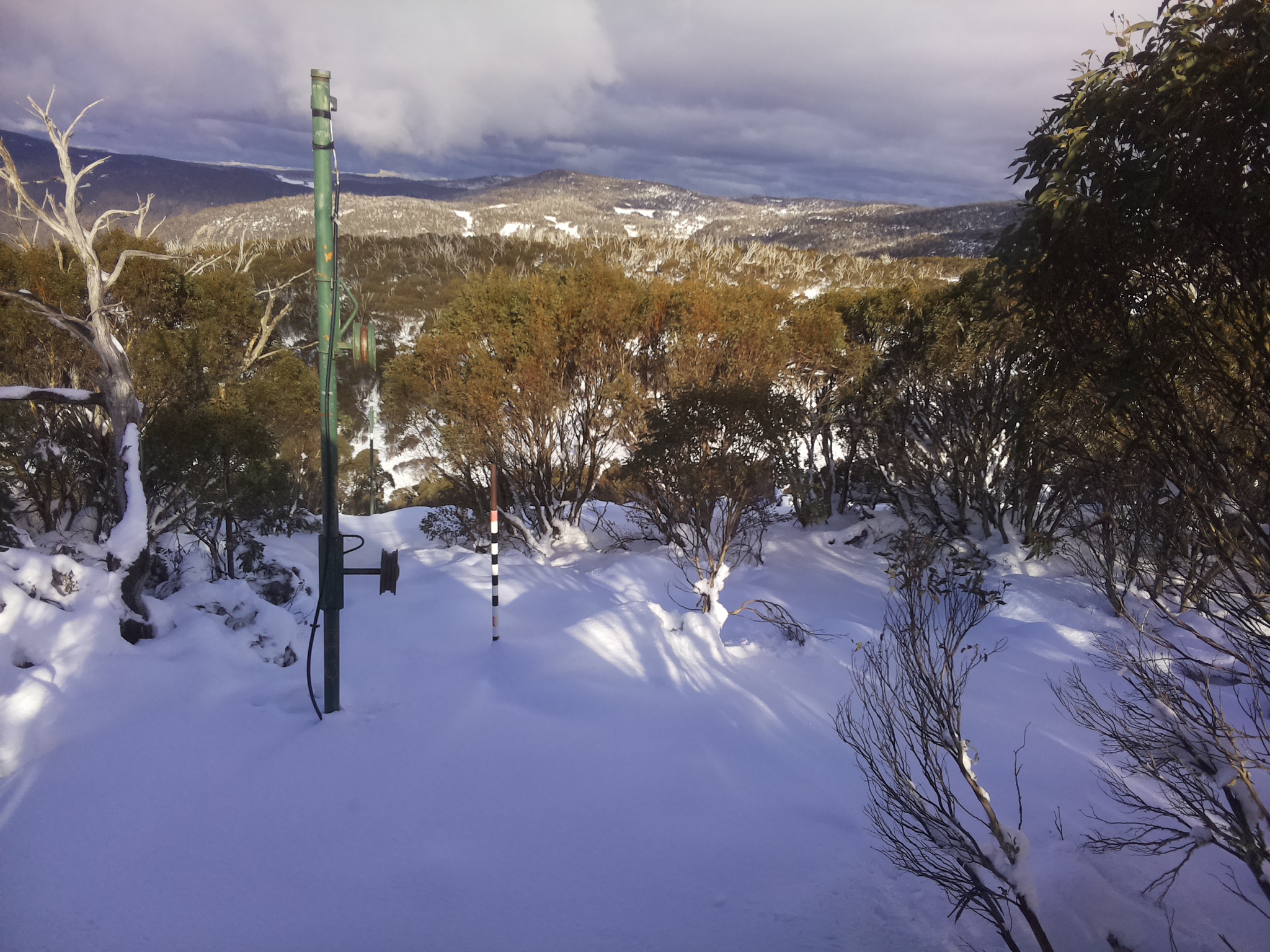 Bogong Web Cam 2:40pm Wednesday 11th of June 2025