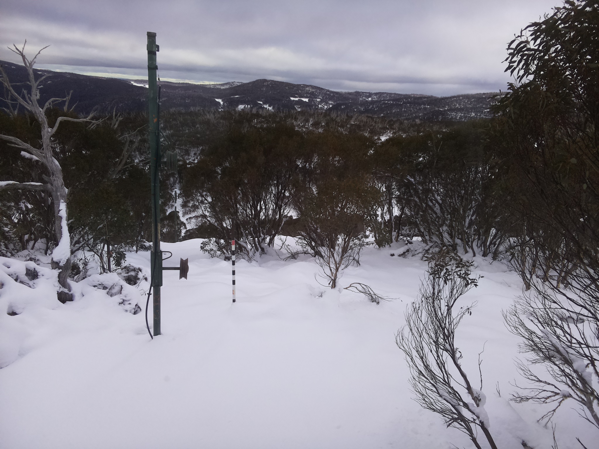 Bogong Web Cam 8:40am Friday 13th of June 2025