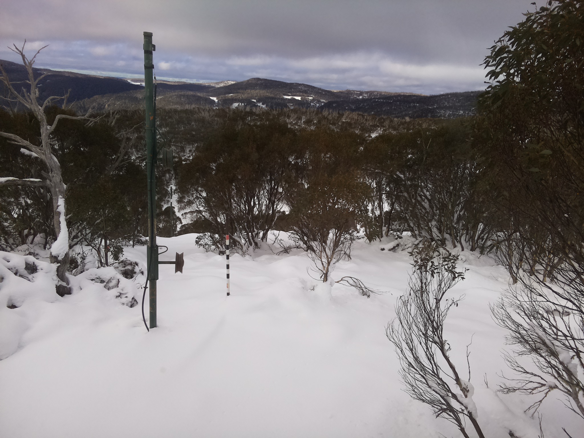 Bogong Web Cam 9:20am Friday 13th of June 2025