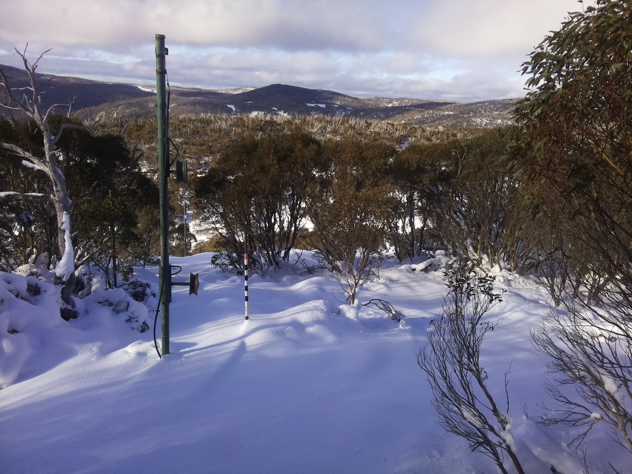 Bogong Web Cam 9:30am Friday 13th of June 2025