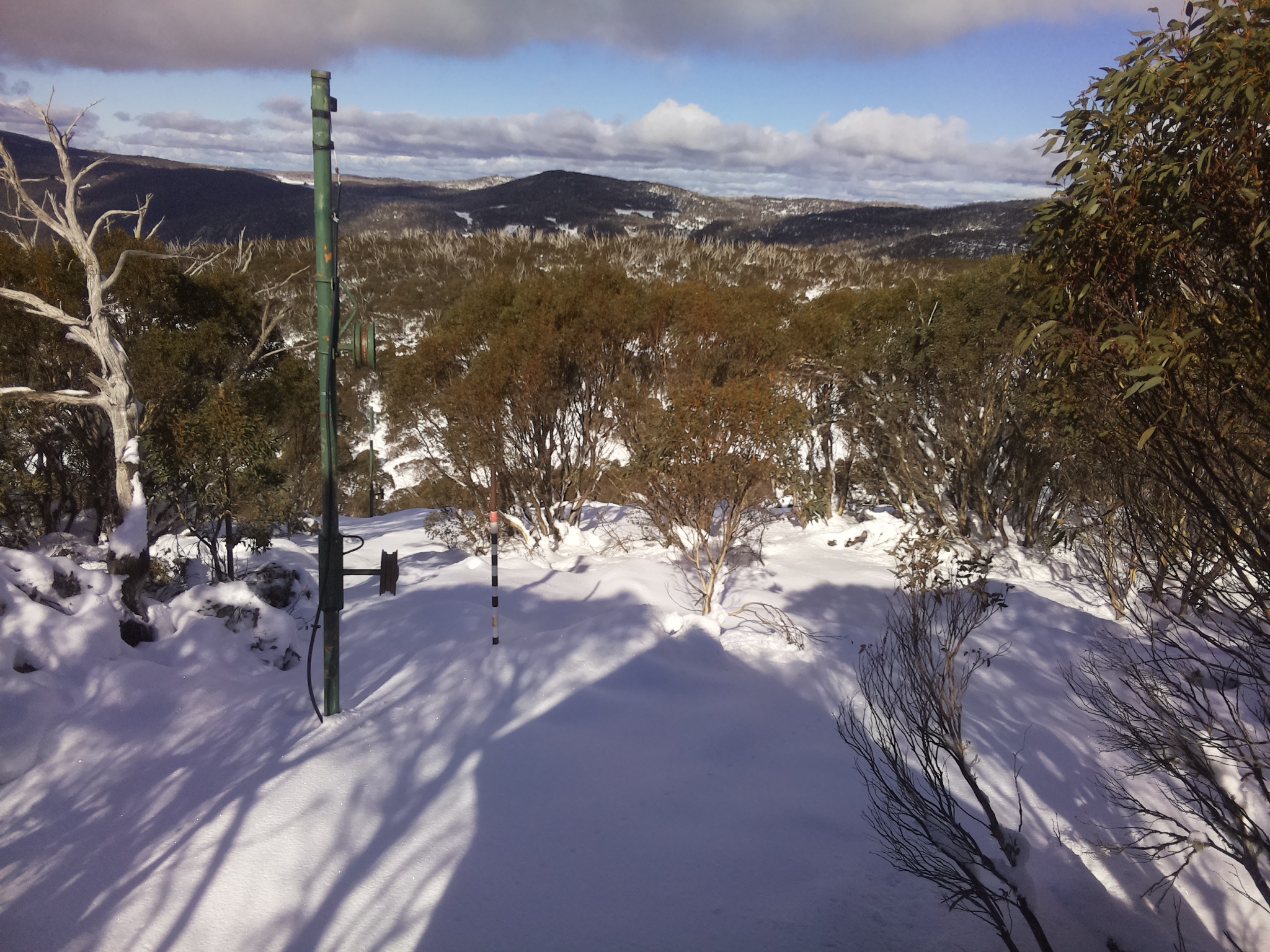 Bogong Web Cam 1:00pm Friday 13th of June 2025