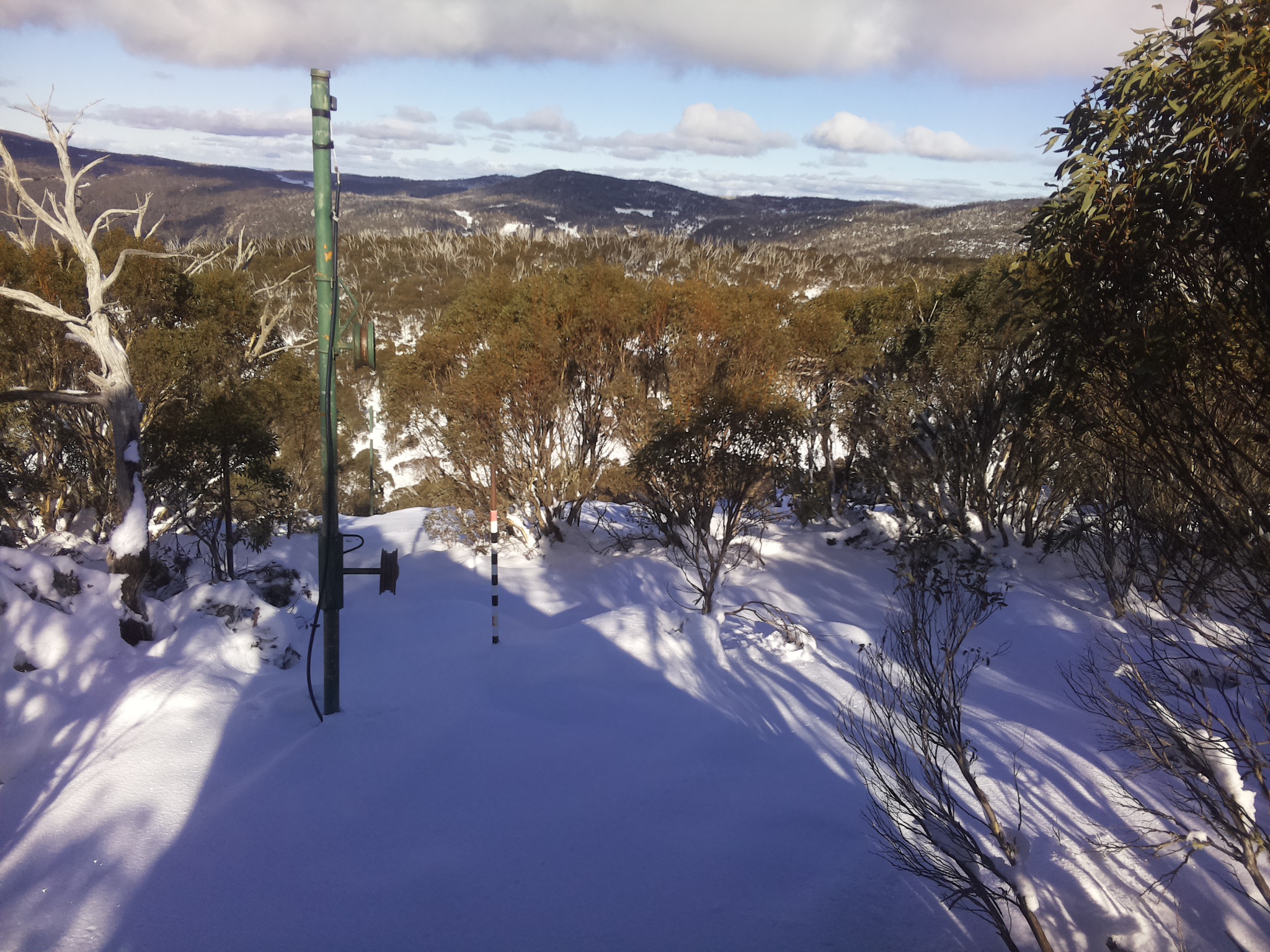 Bogong Web Cam 2:10pm Friday 13th of June 2025