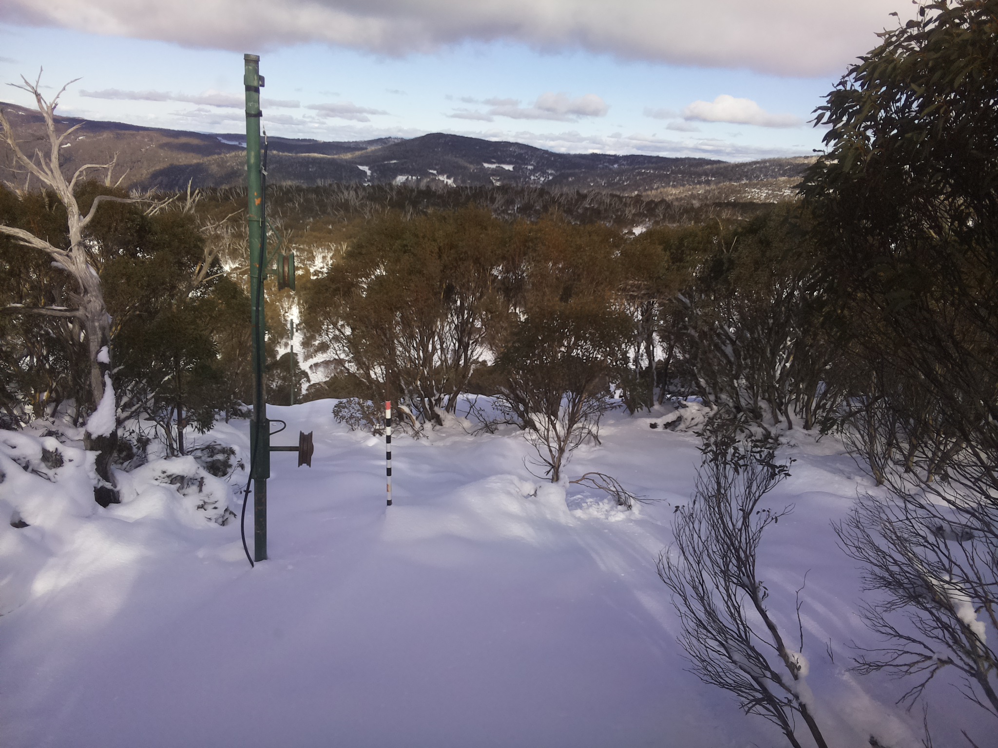 Bogong Web Cam 2:20pm Friday 13th of June 2025