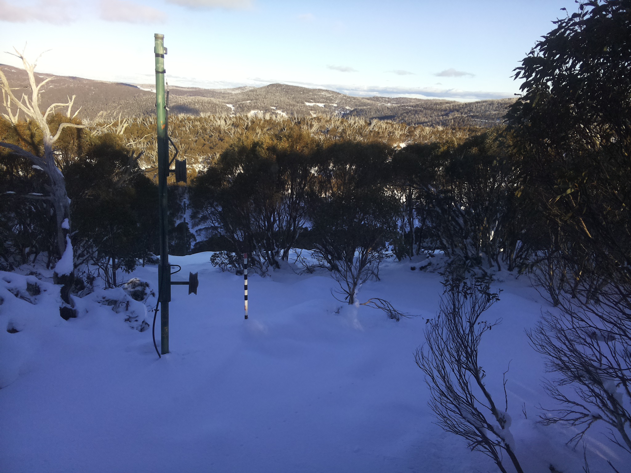 Bogong Web Cam 3:50pm Friday 13th of June 2025
