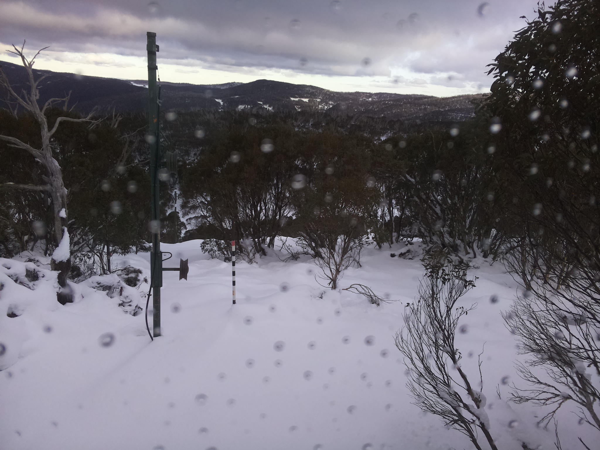 Bogong Web Cam 3:40pm Saturday 14th of June 2025