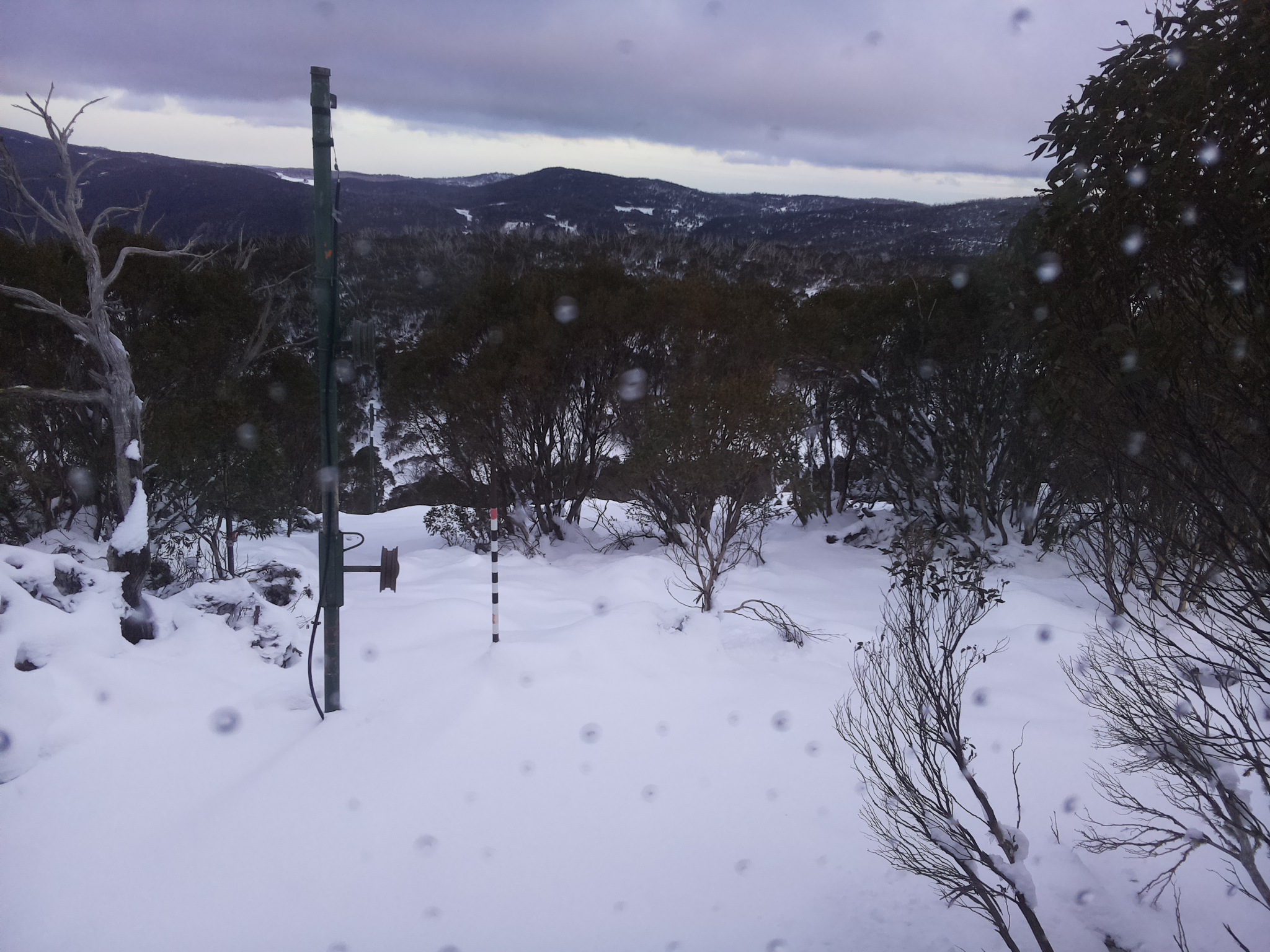 Bogong Web Cam 4:40pm Saturday 14th of June 2025