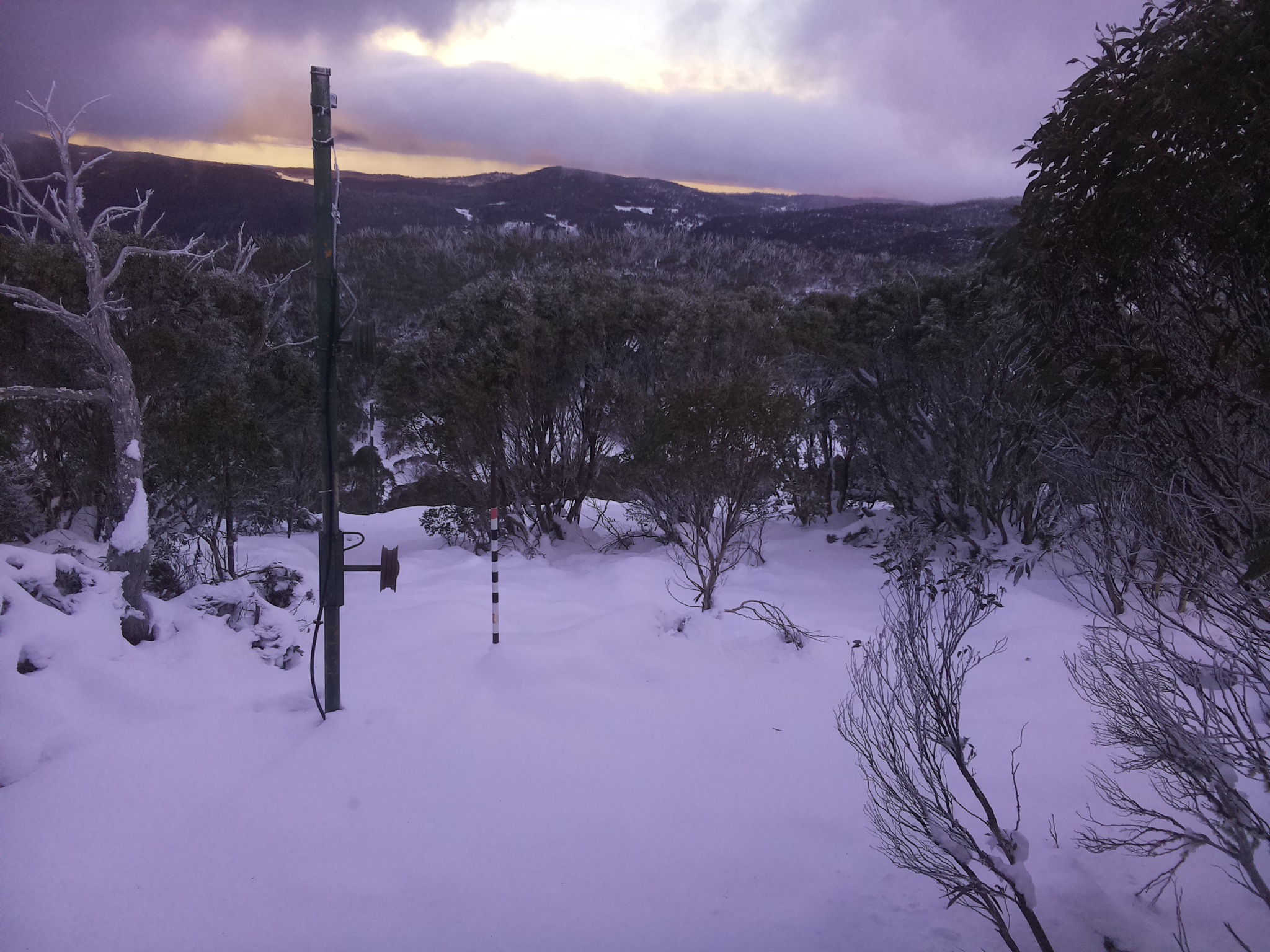 Bogong Web Cam 4:40pm Monday 16th of June 2025