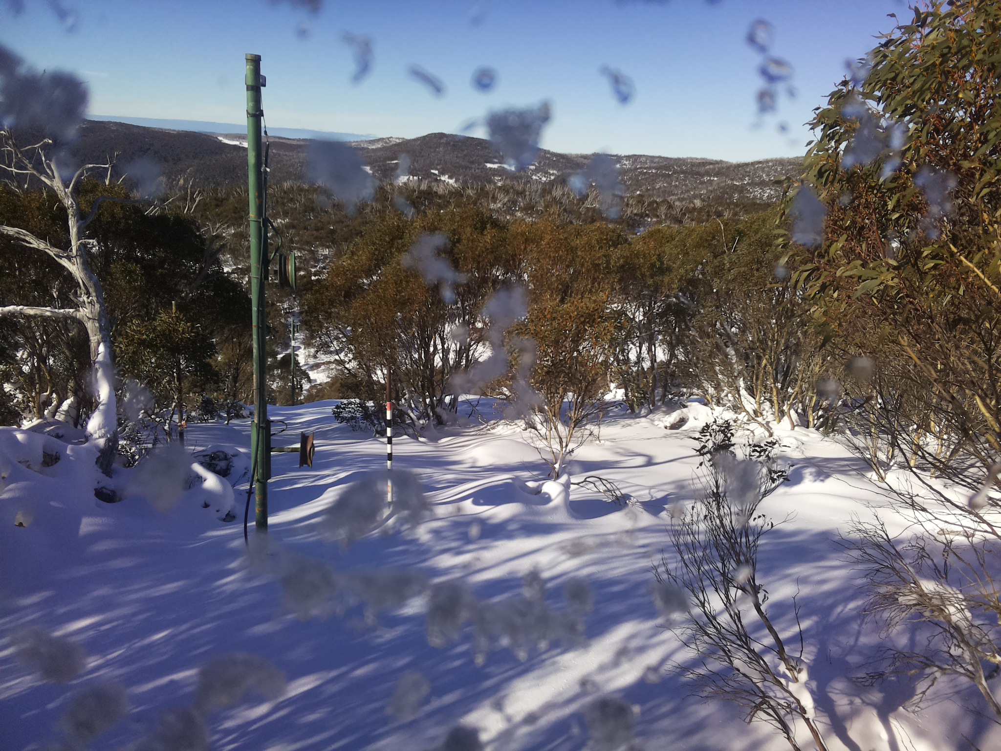 Bogong Web Cam 10:10am Wednesday 18th of June 2025