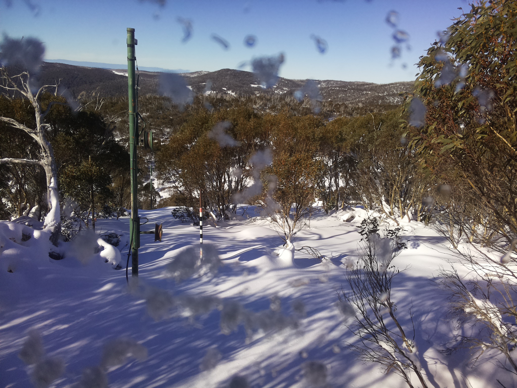 Bogong Web Cam 10:20am Wednesday 18th of June 2025