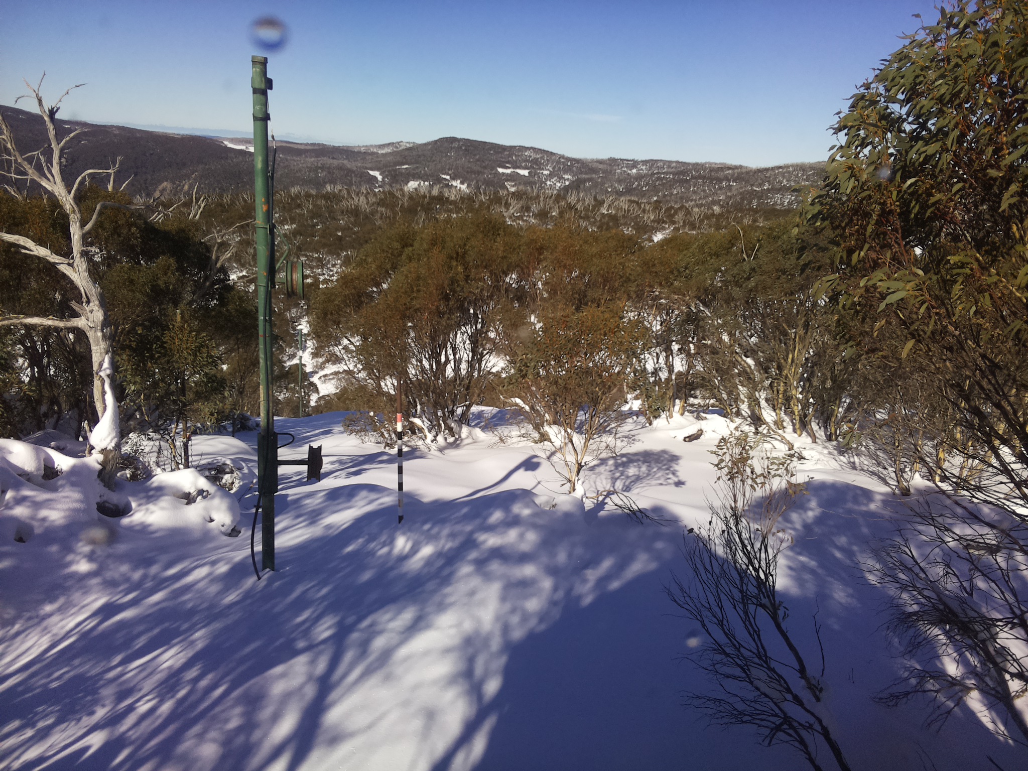 Bogong Web Cam 12:20pm Wednesday 18th of June 2025