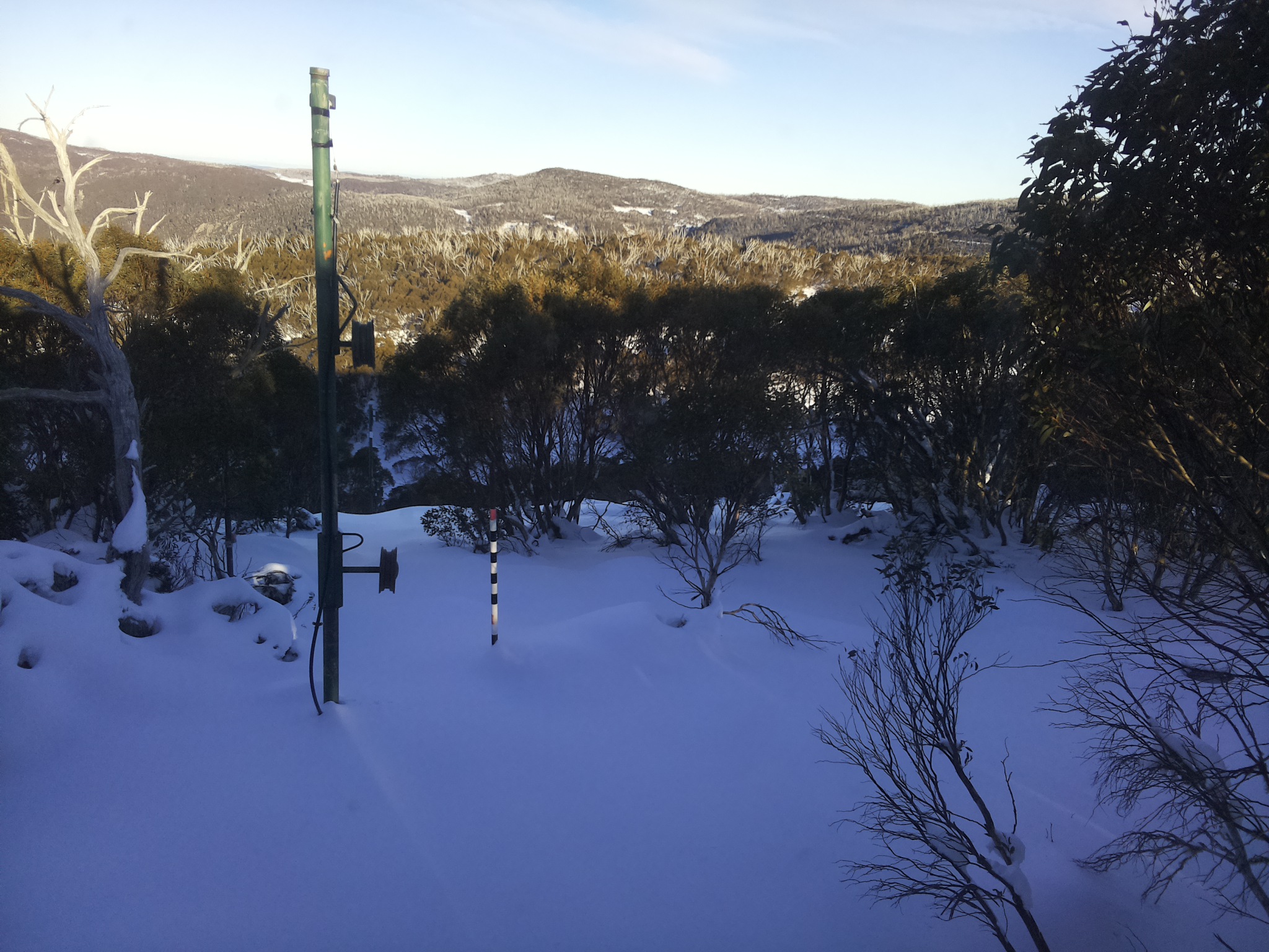 Bogong Web Cam 3:50pm Wednesday 18th of June 2025