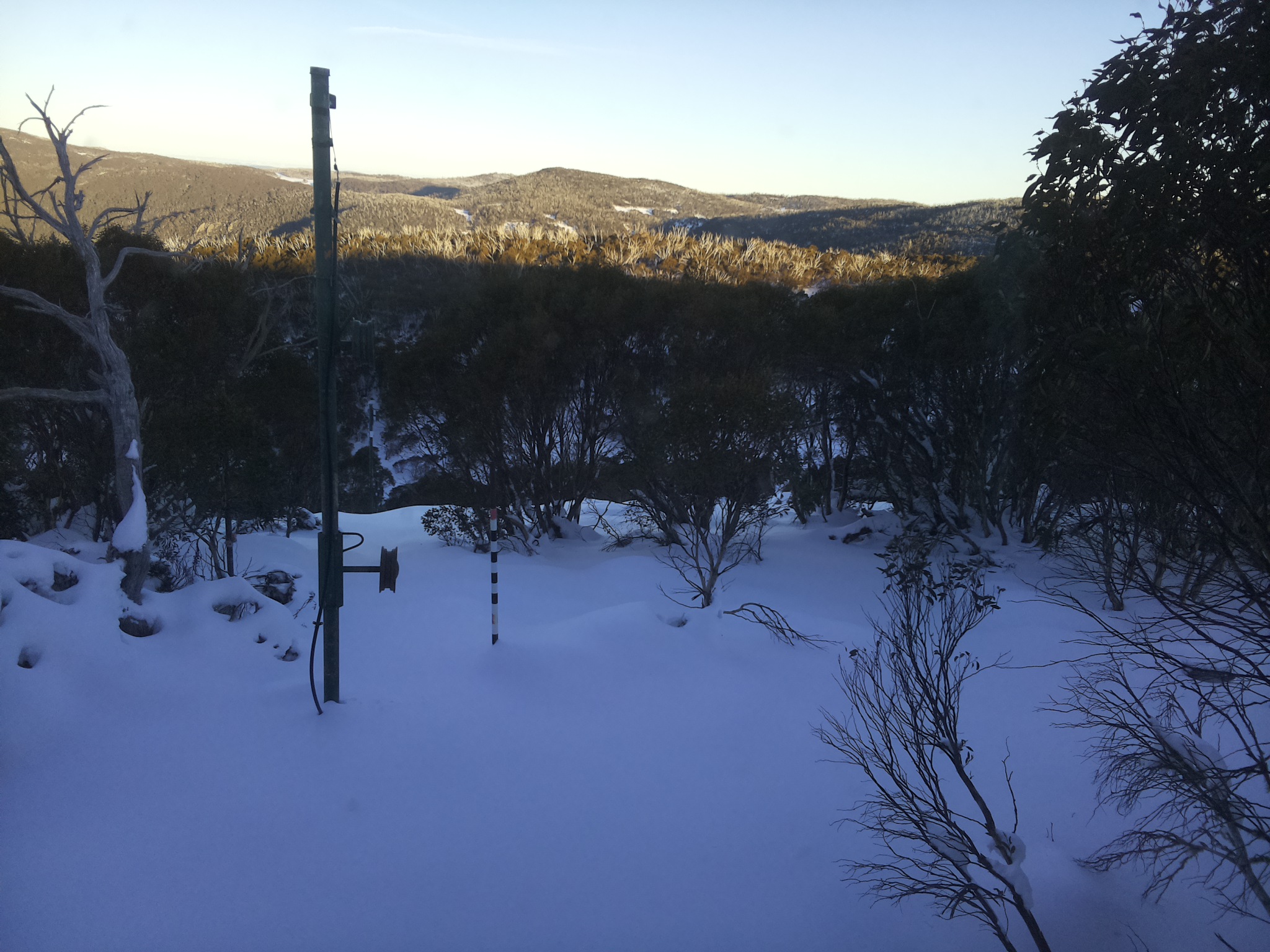 Bogong Web Cam 4:20pm Wednesday 18th of June 2025