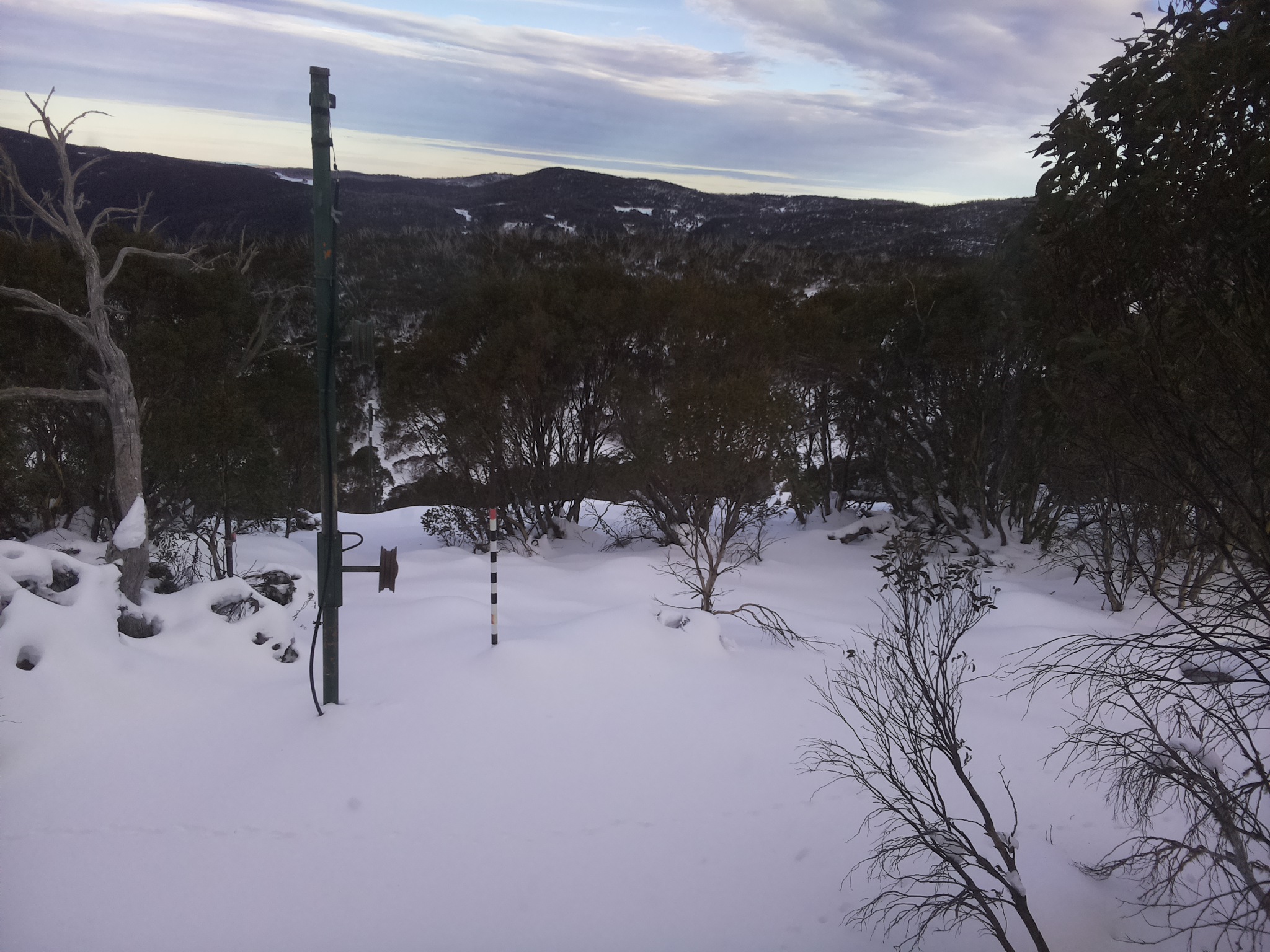 Bogong Web Cam 3:40pm Thursday 19th of June 2025