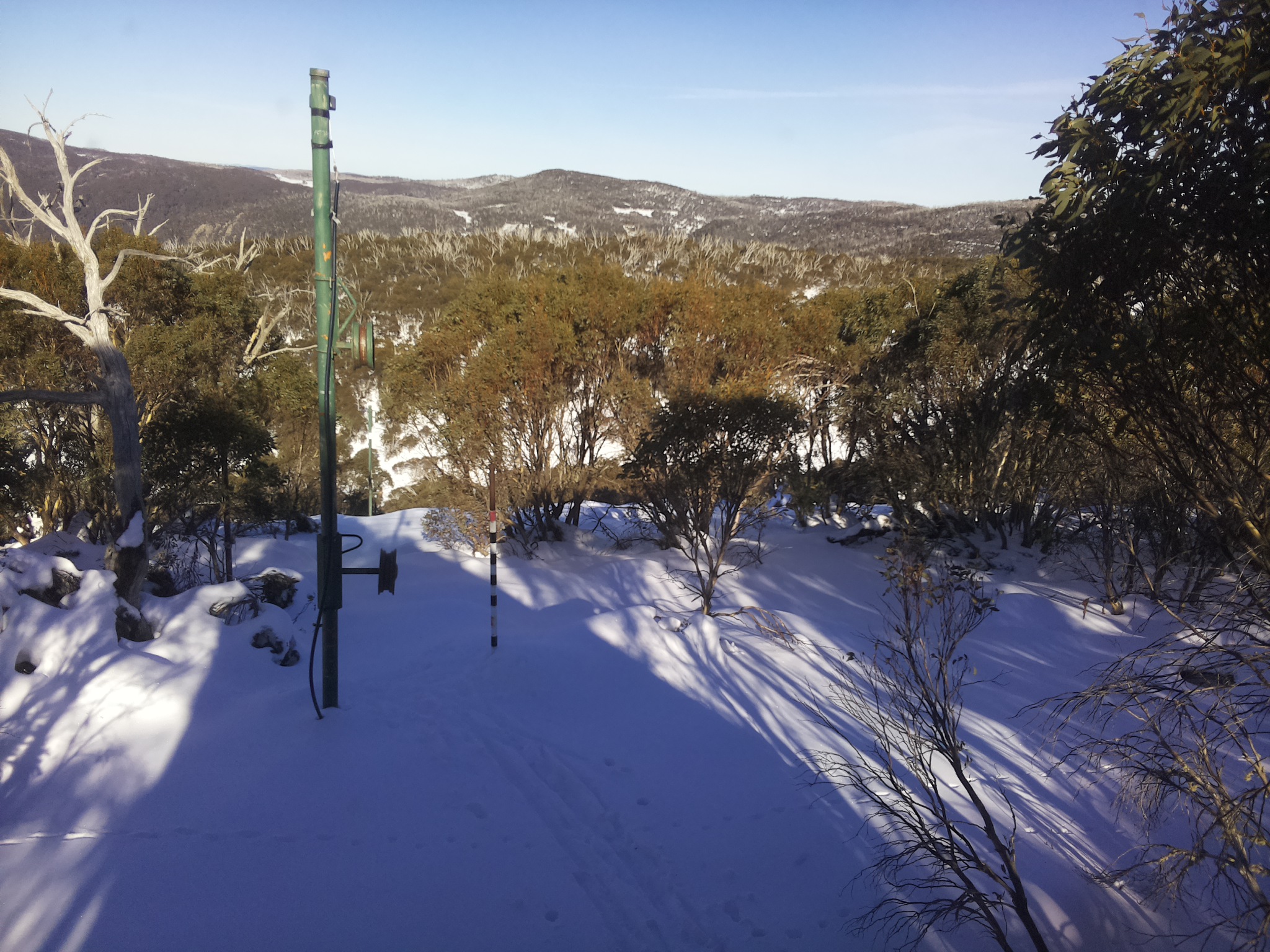 Bogong Web Cam 2:20pm Friday 20th of June 2025