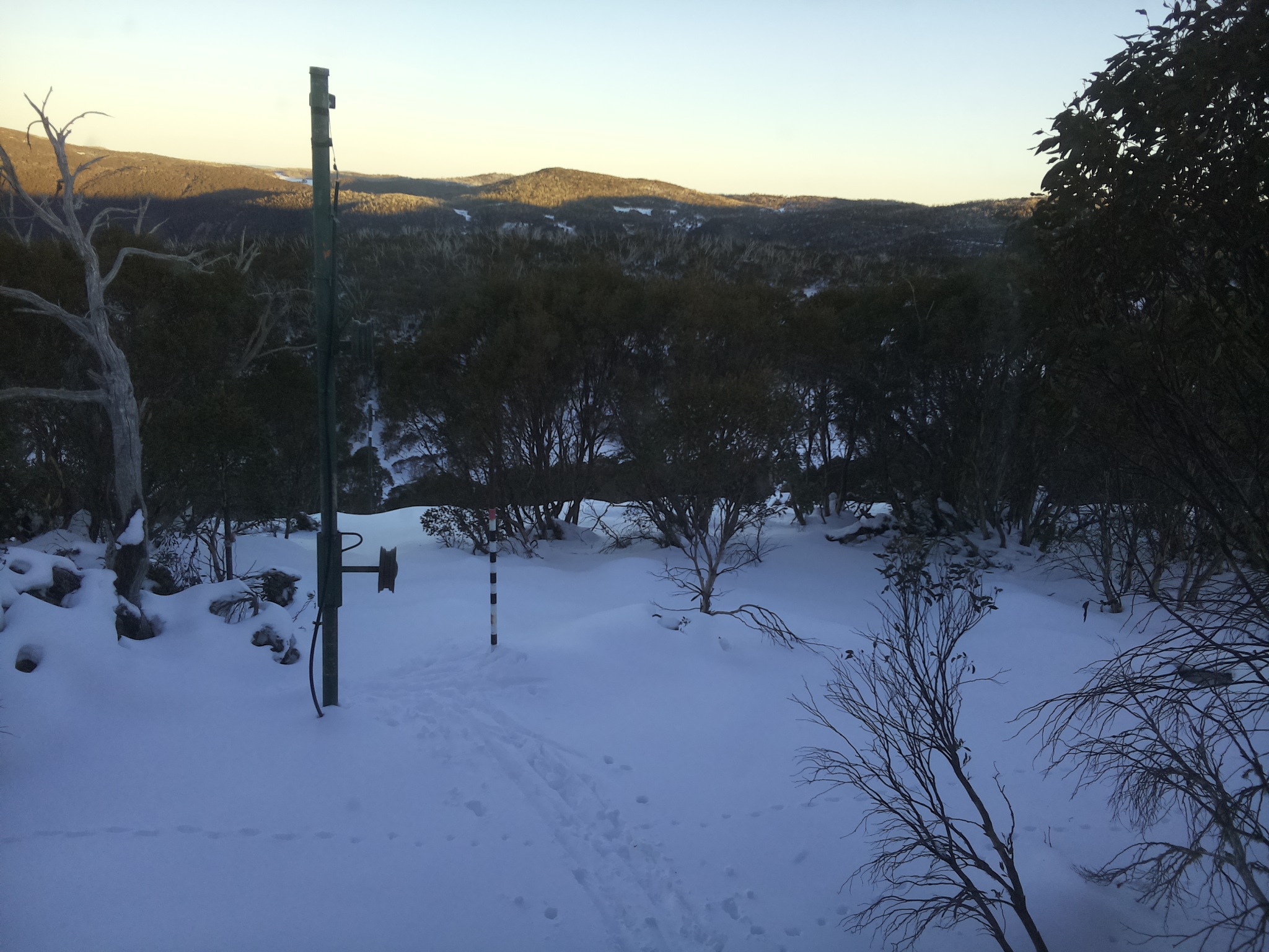 Bogong Web Cam 4:40pm Friday 20th of June 2025