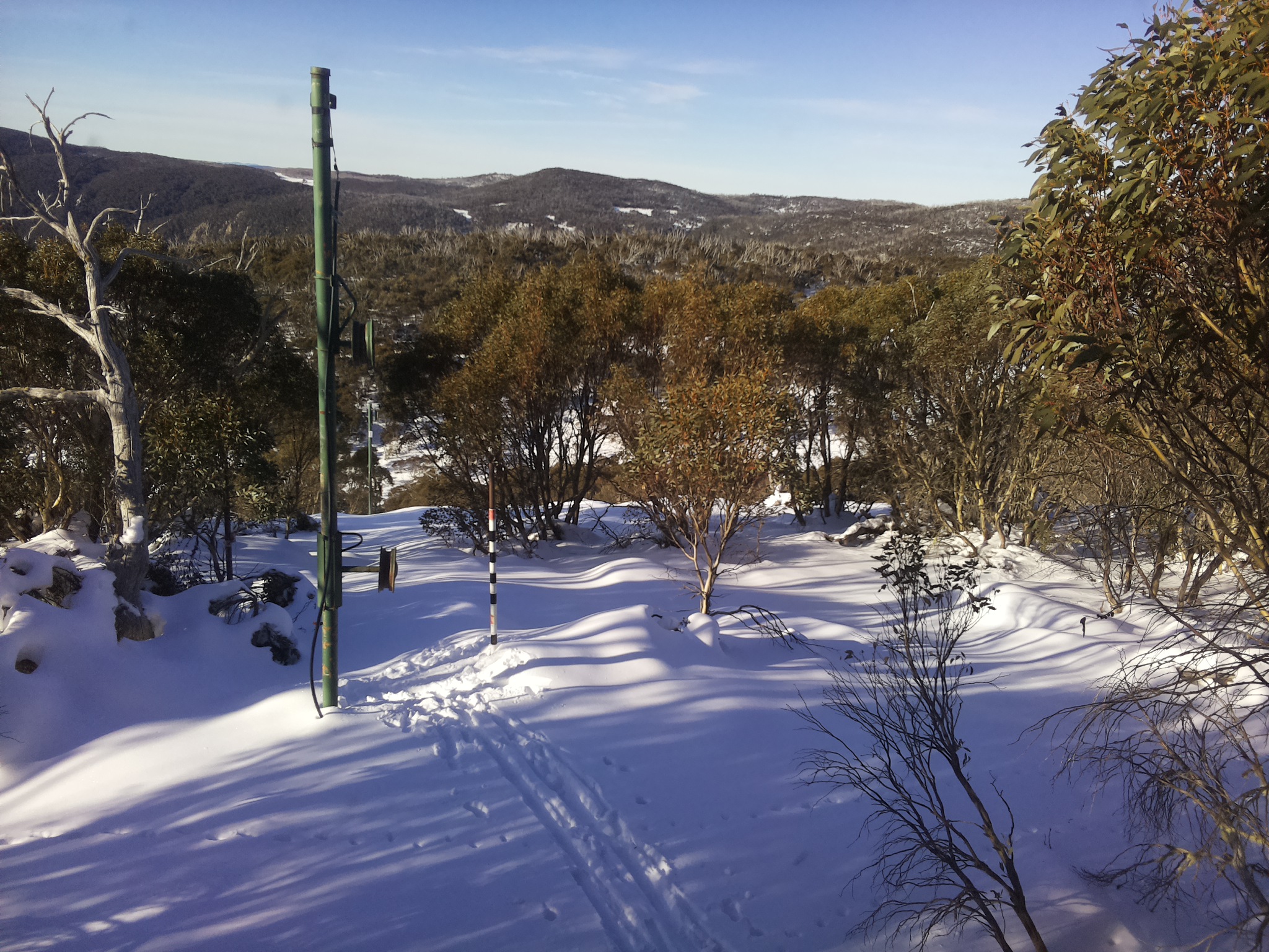 Bogong Web Cam 9:20am Saturday 21st of June 2025