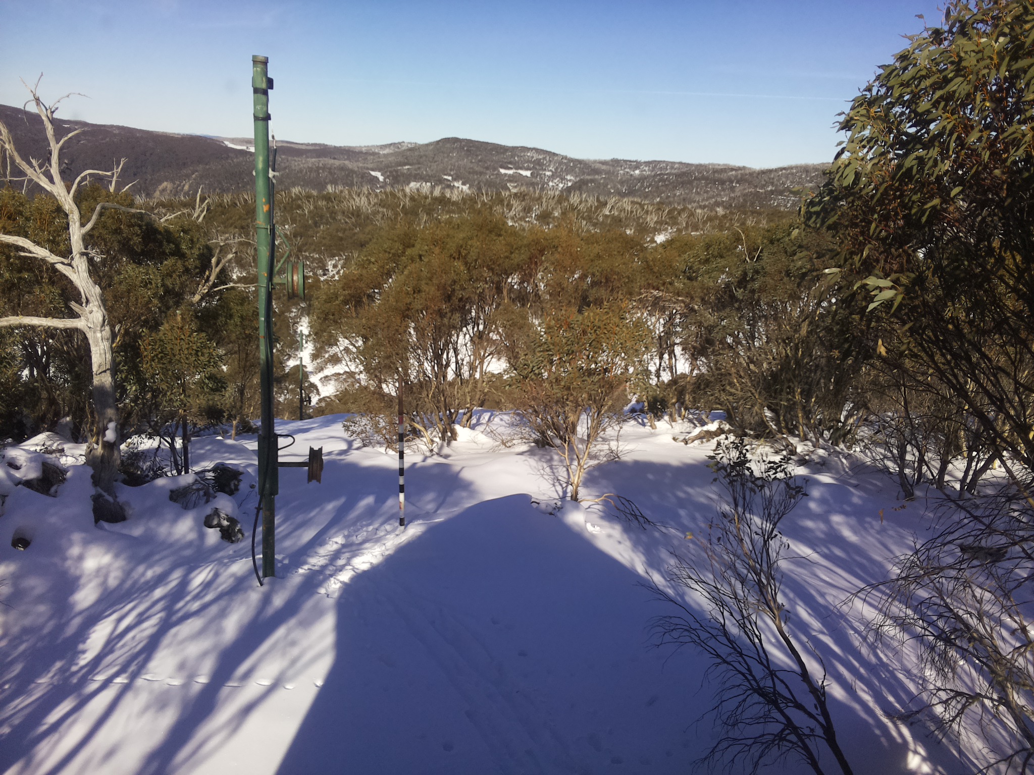 Bogong Web Cam 1:20pm Saturday 21st of June 2025