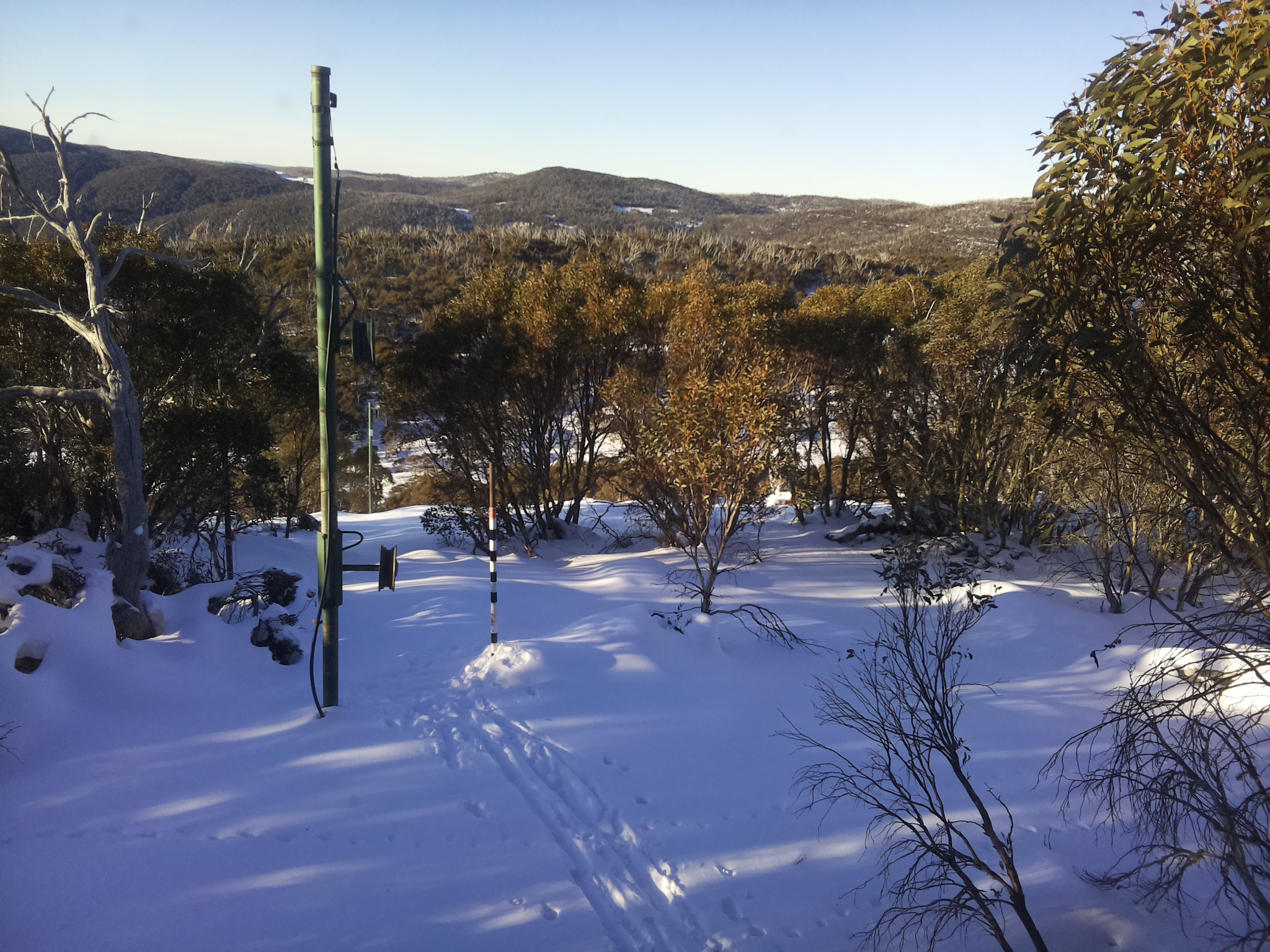 Bogong Web Cam 8:30am Sunday 22nd of June 2025