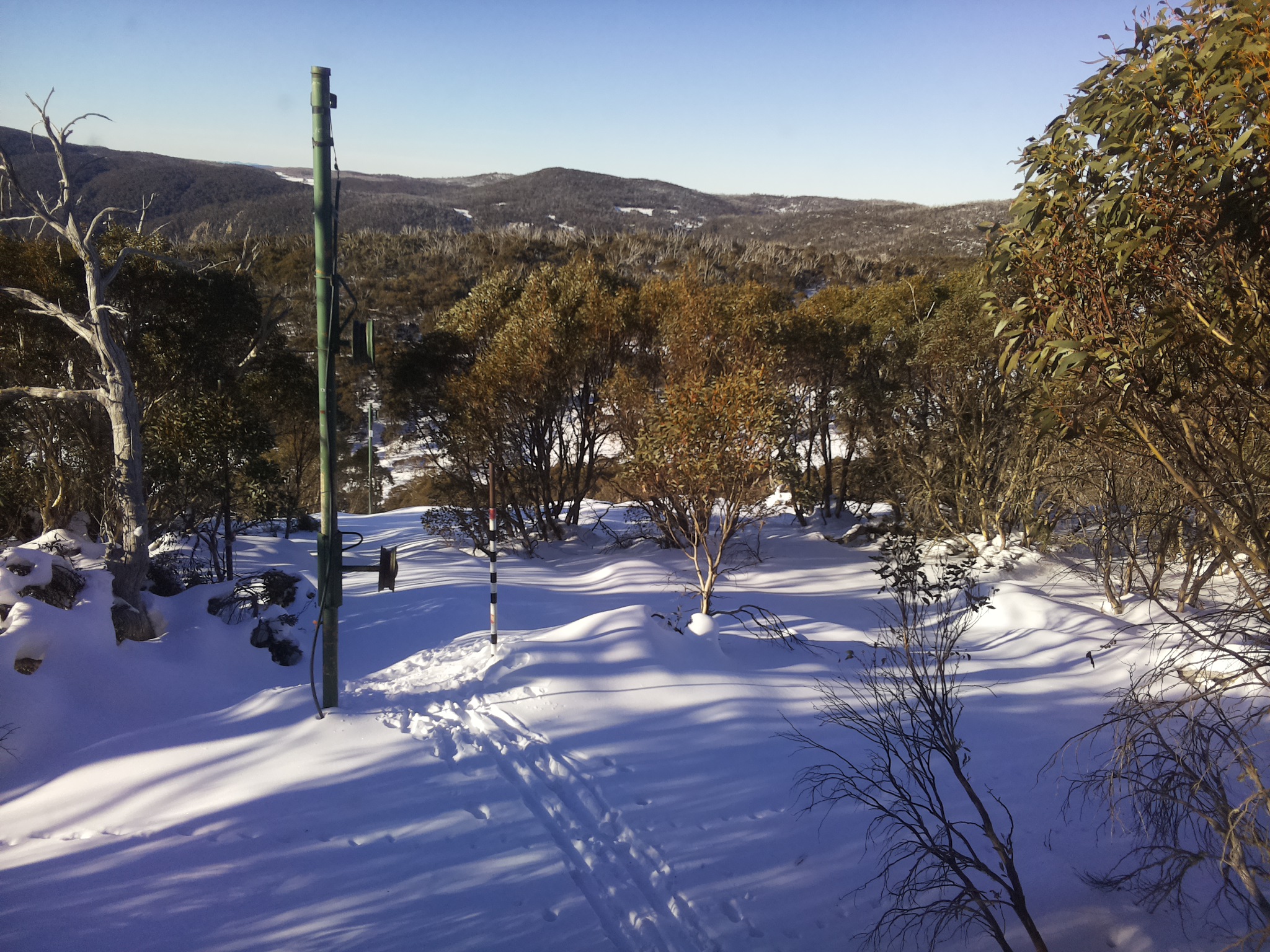 Bogong Web Cam 9:10am Sunday 22nd of June 2025