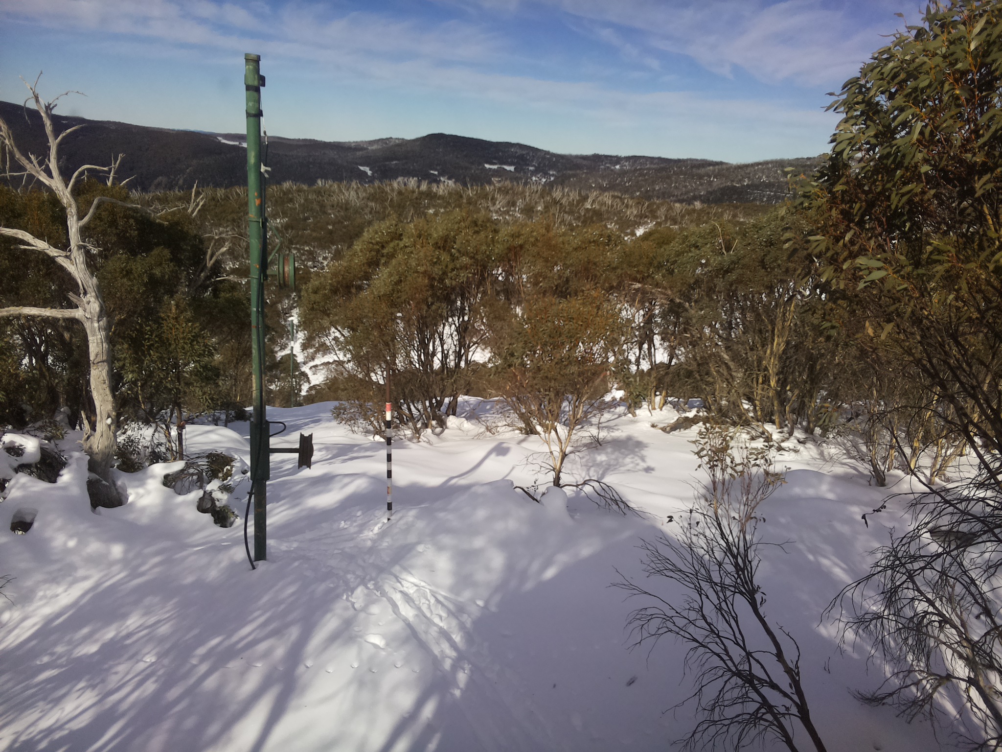 Bogong Web Cam 12:30pm Sunday 22nd of June 2025