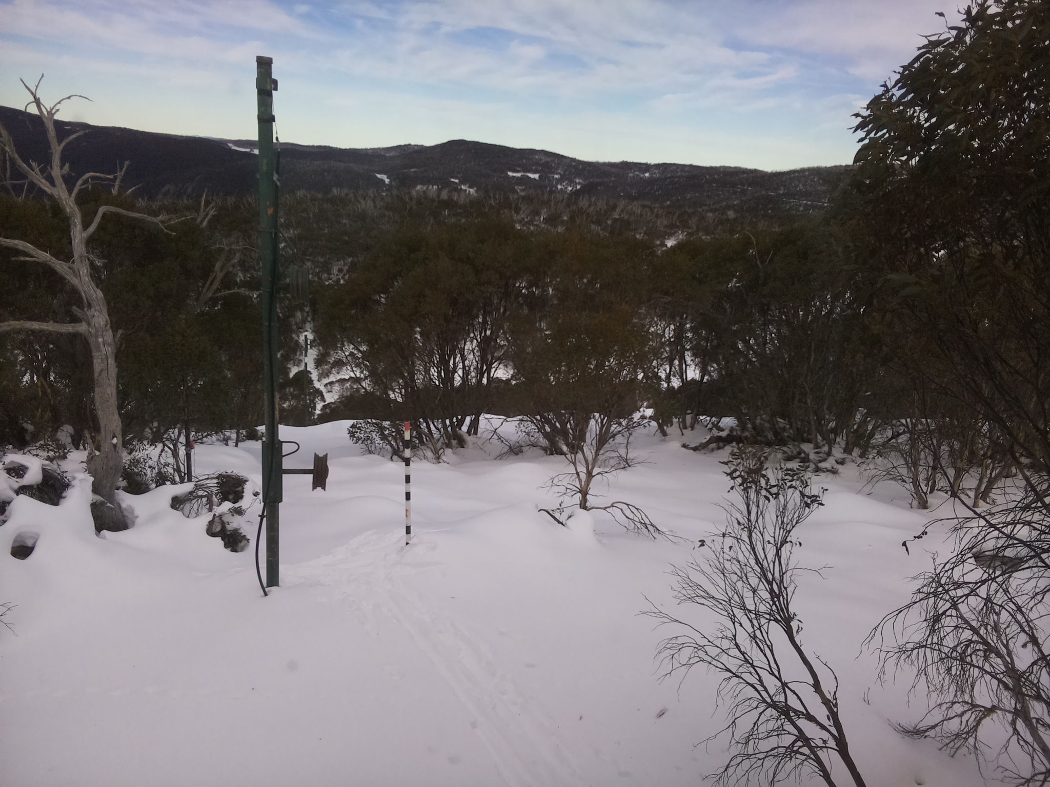 Bogong Web Cam 1:10pm Sunday 22nd of June 2025