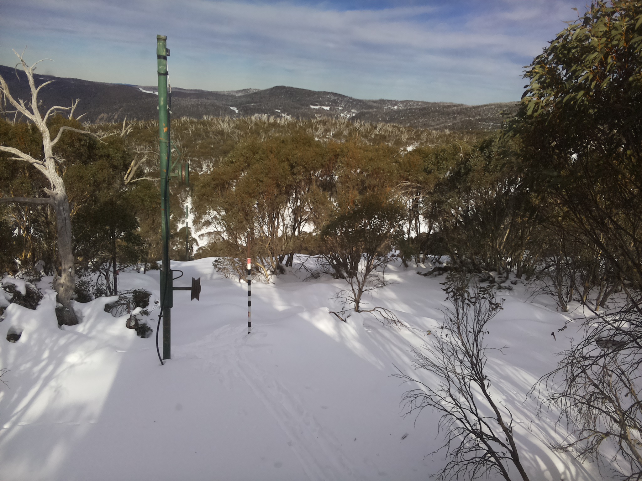 Bogong Web Cam 2:10pm Sunday 22nd of June 2025