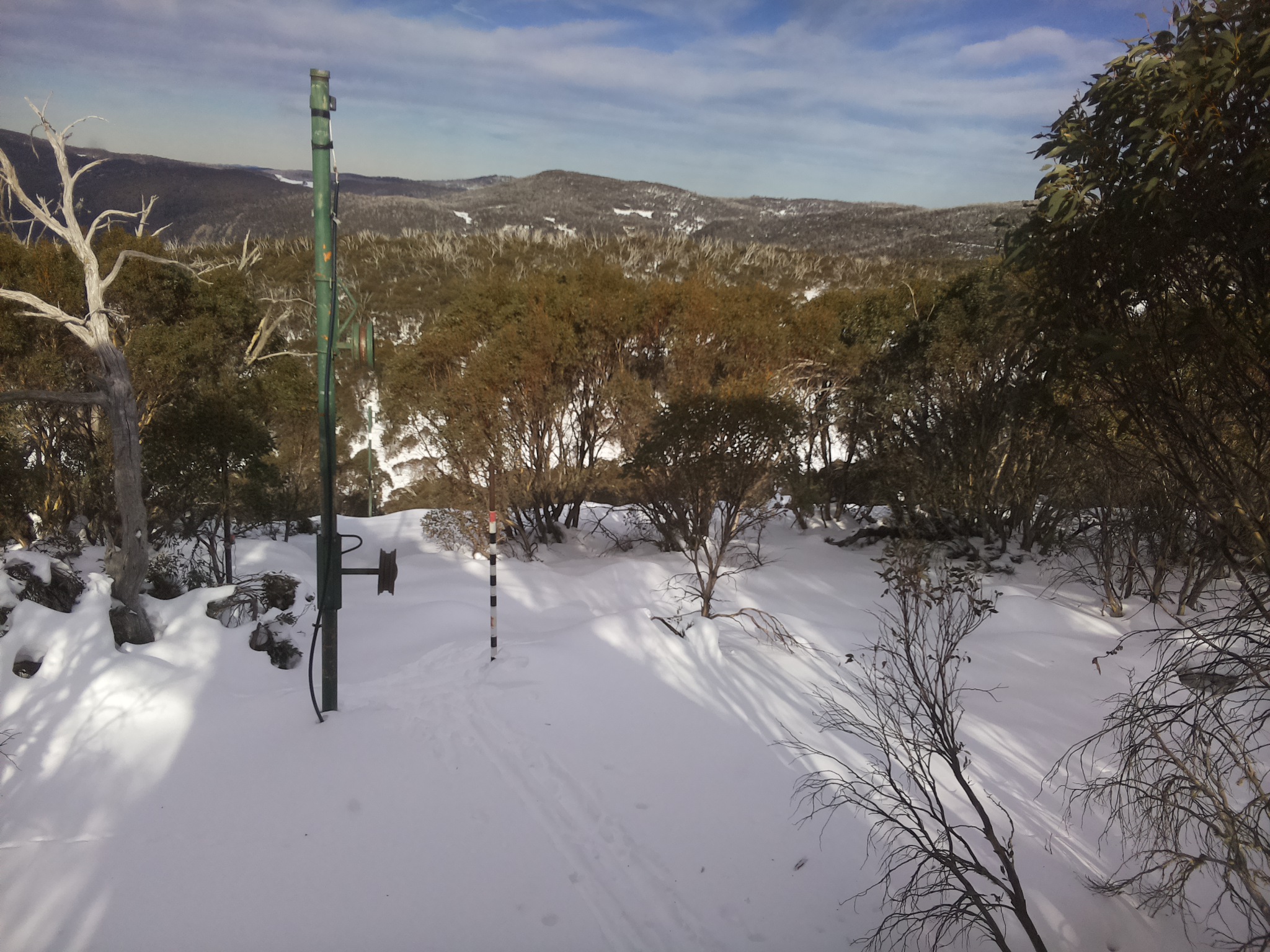 Bogong Web Cam 2:20pm Sunday 22nd of June 2025