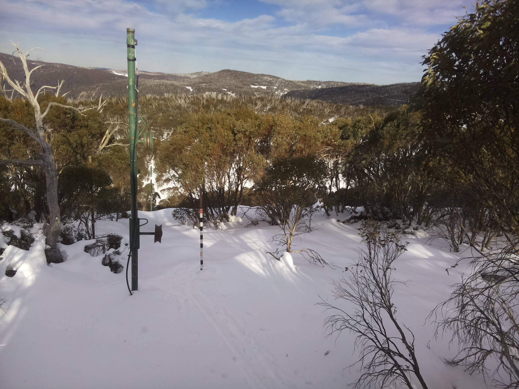 Bogong Web Cam 2:40pm Sunday 22nd of June 2025