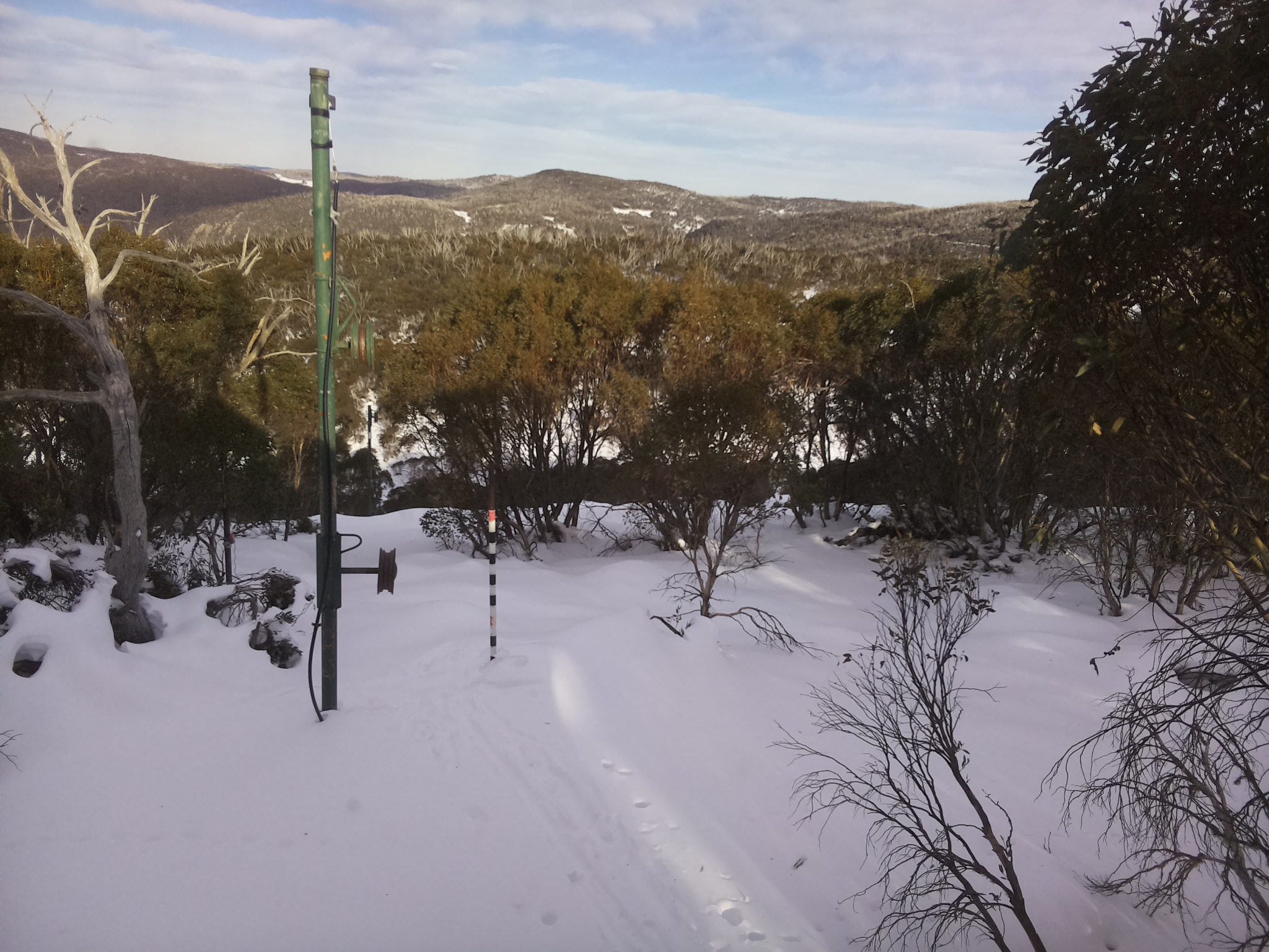 Bogong Web Cam 3:10pm Sunday 22nd of June 2025