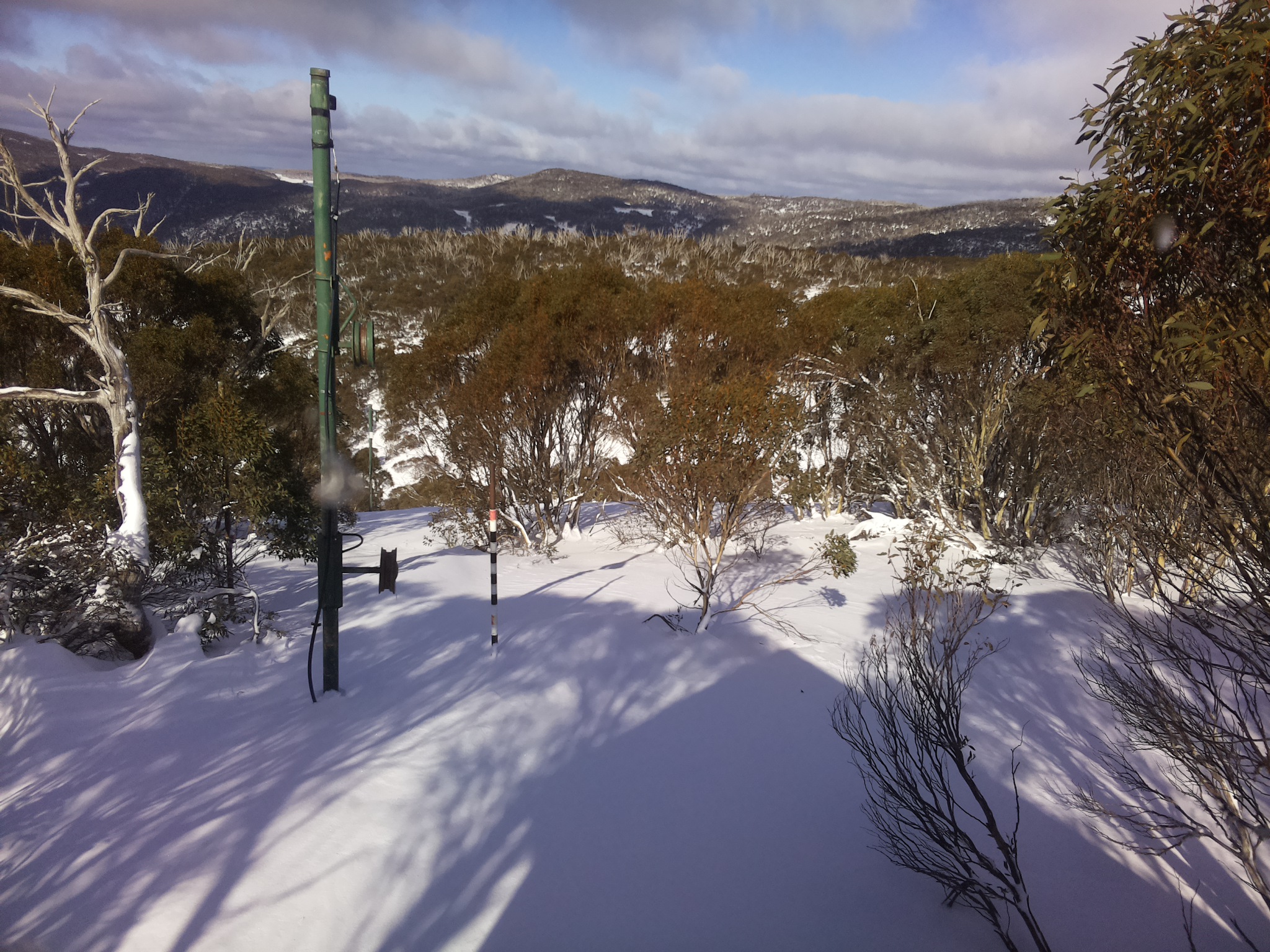 Bogong Web Cam 12:40pm Thursday 26th of June 2025