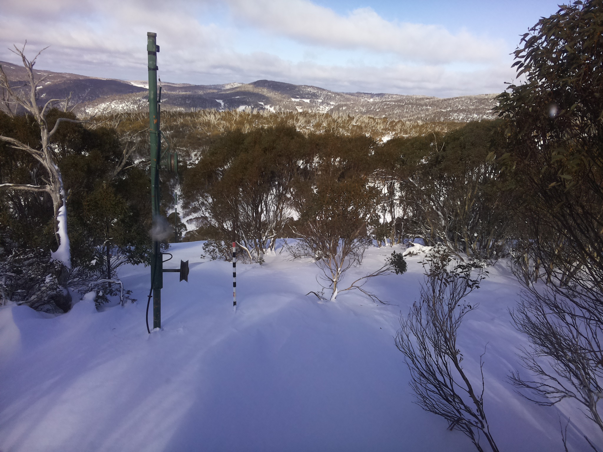 Bogong Web Cam 1:10pm Thursday 26th of June 2025