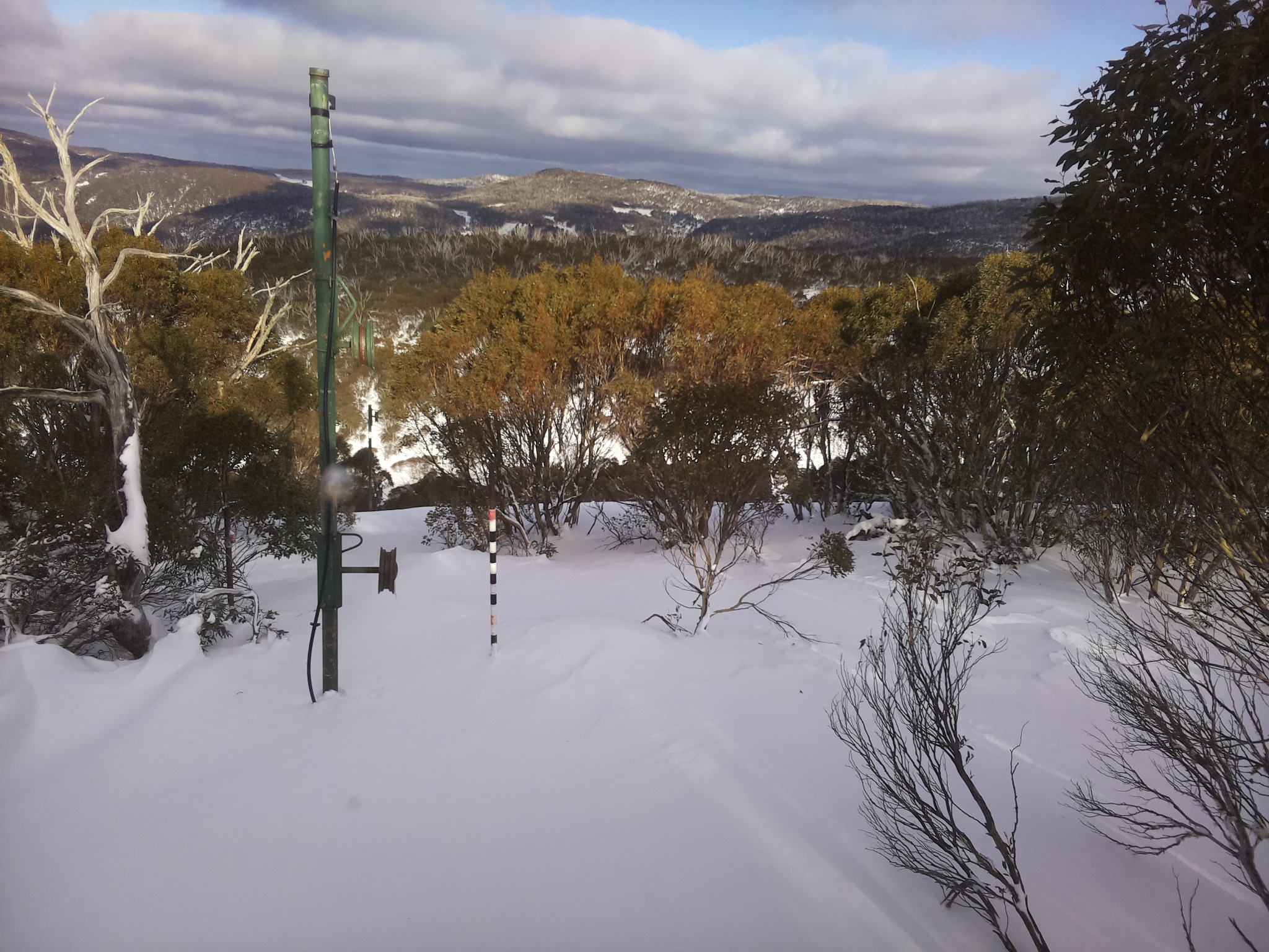 Bogong Web Cam 3:00pm Thursday 26th of June 2025