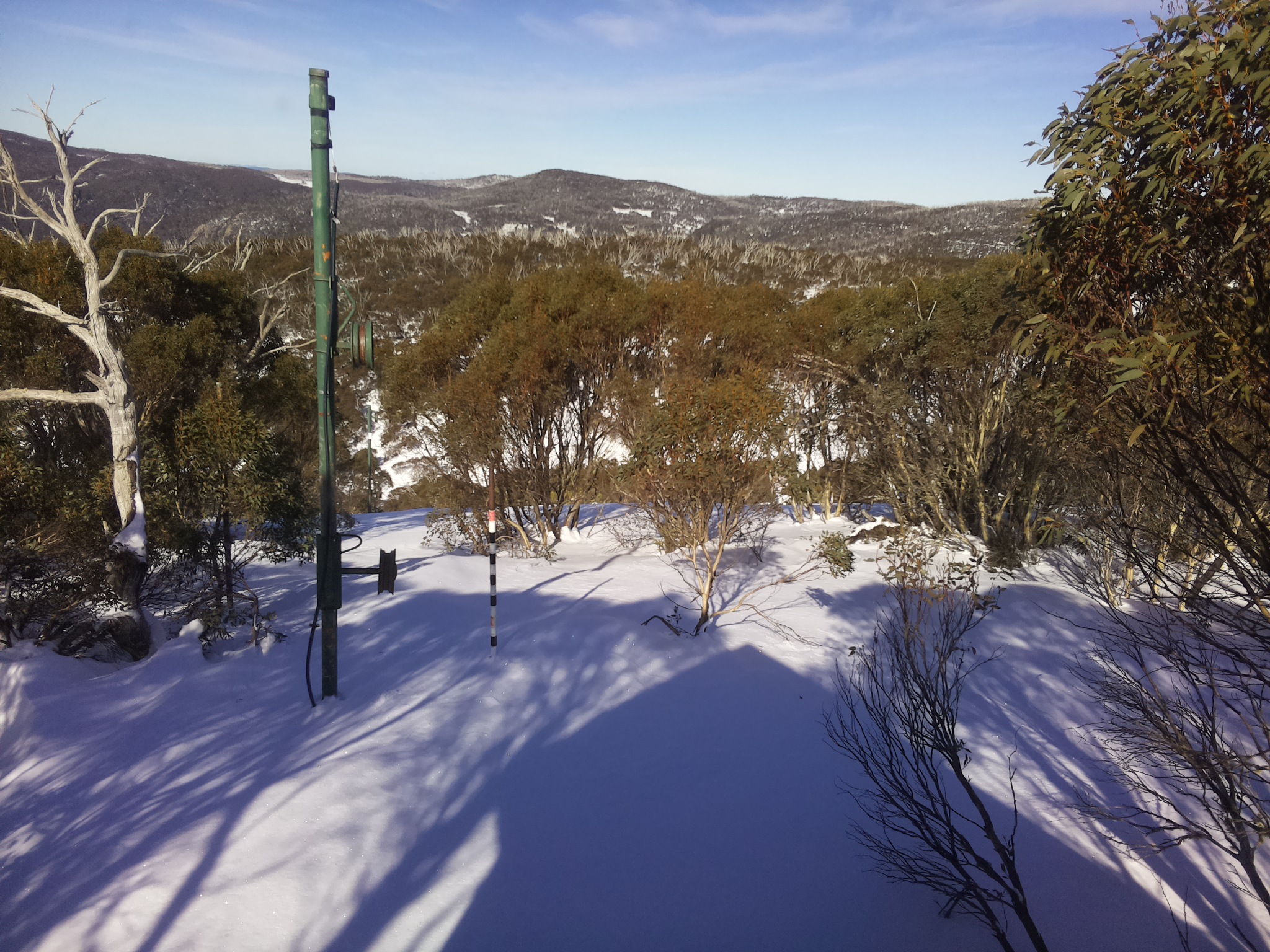 Bogong Web Cam 12:50pm Saturday 28th of June 2025
