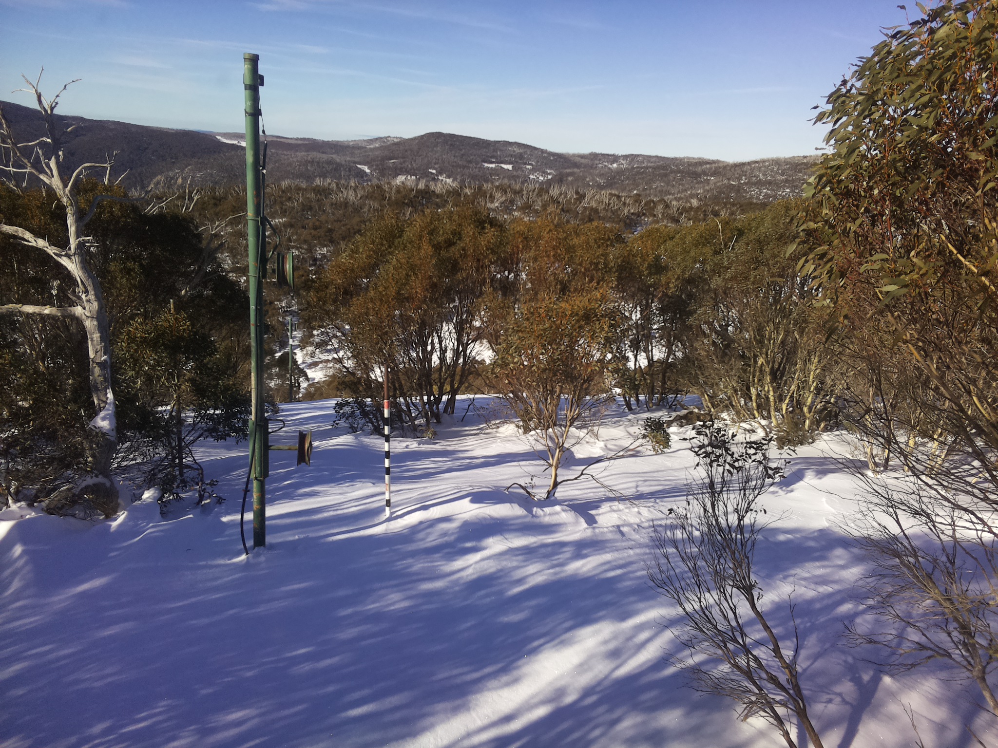 Bogong Web Cam 10:10am Sunday 29th of June 2025