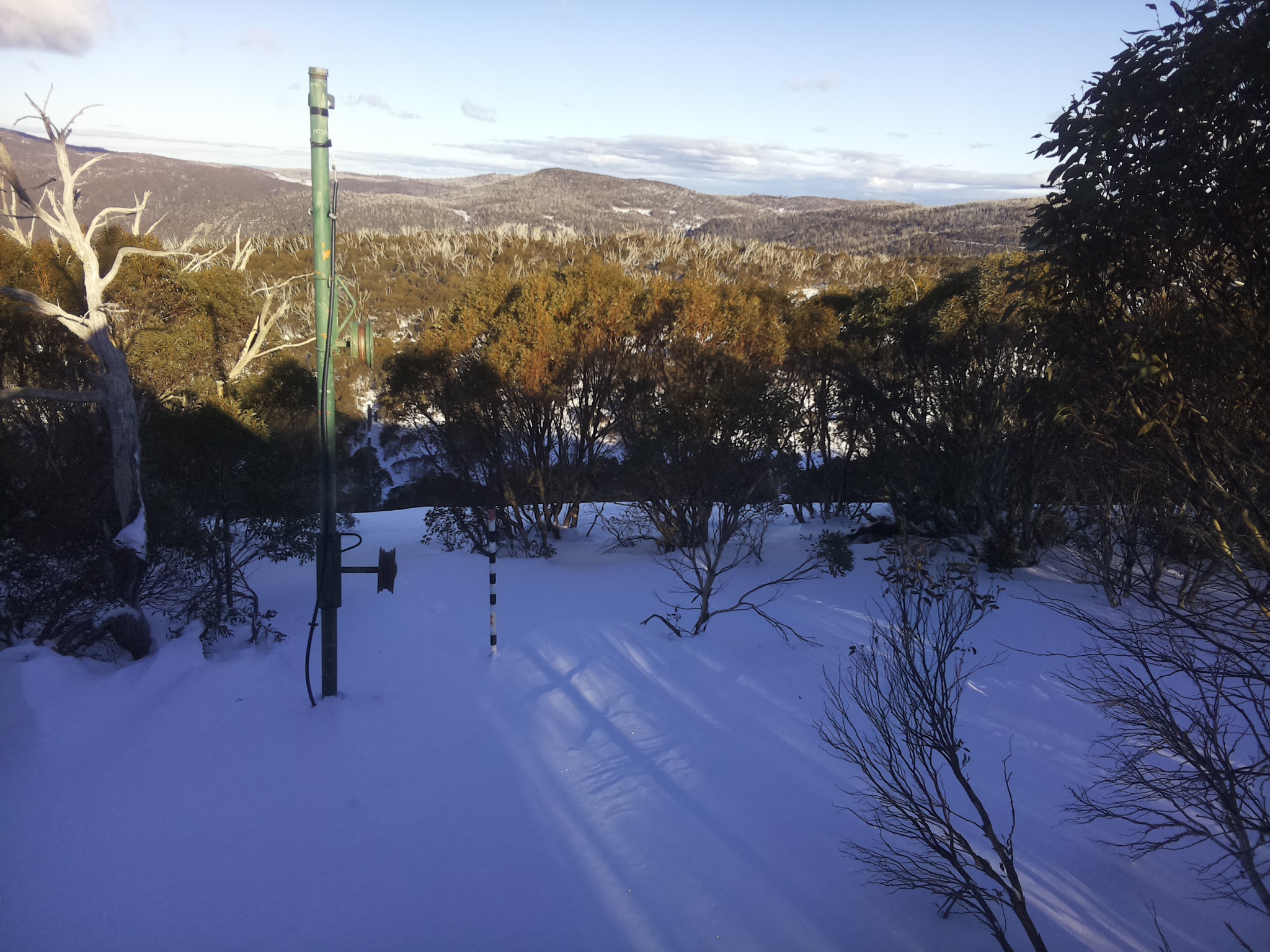 Bogong Web Cam 3:30pm Sunday 29th of June 2025
