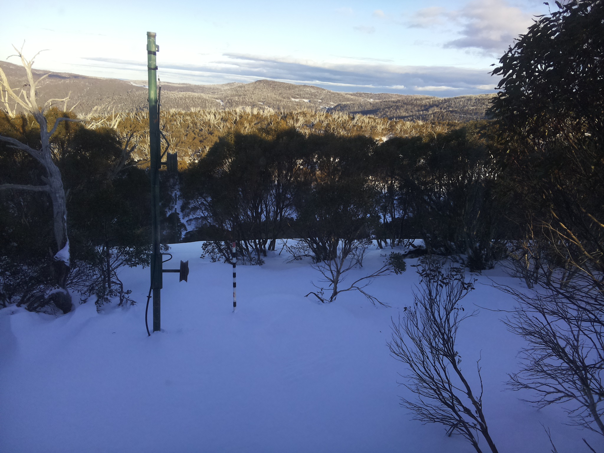 Bogong Web Cam 4:00pm Sunday 29th of June 2025