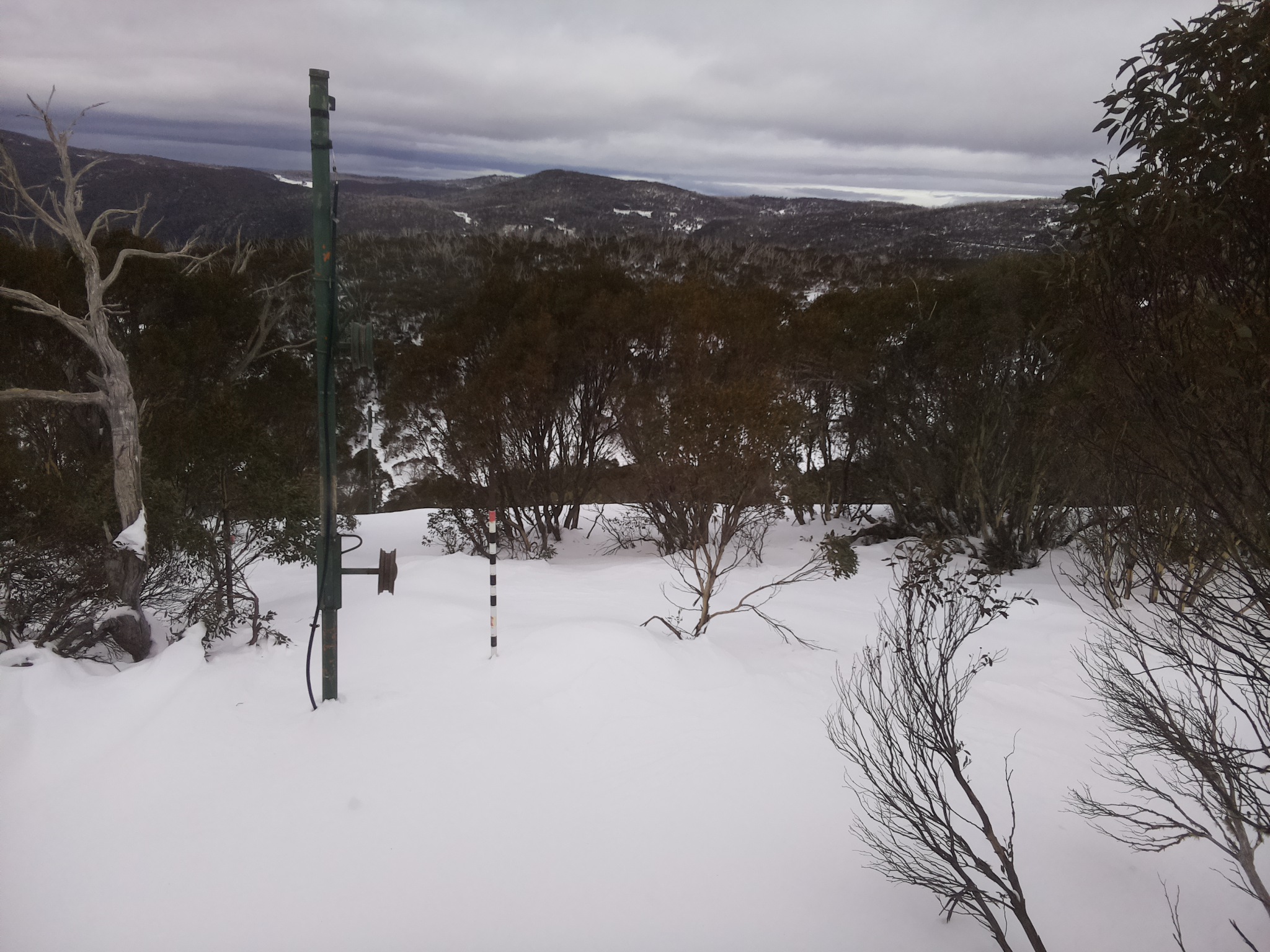 Bogong Web Cam 12:30pm Tuesday 1st of July 2025