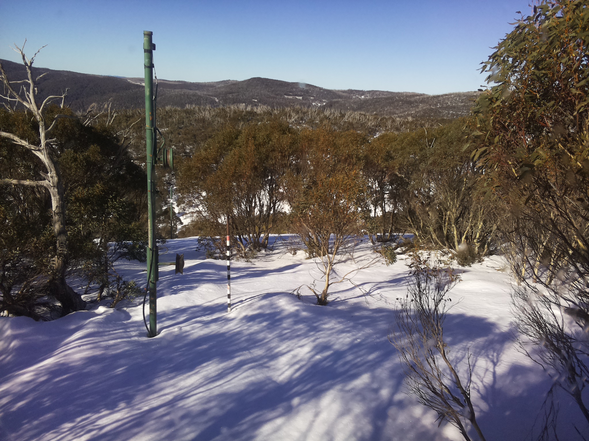 Bogong Web Cam 11:00am Friday 4th of July 2025