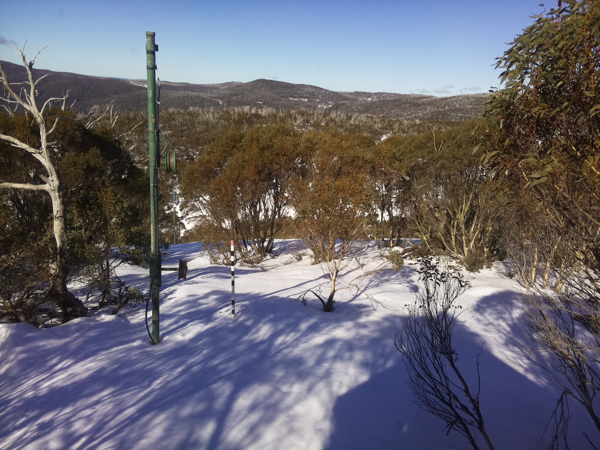 Bogong Web Cam 12:00pm Friday 4th of July 2025