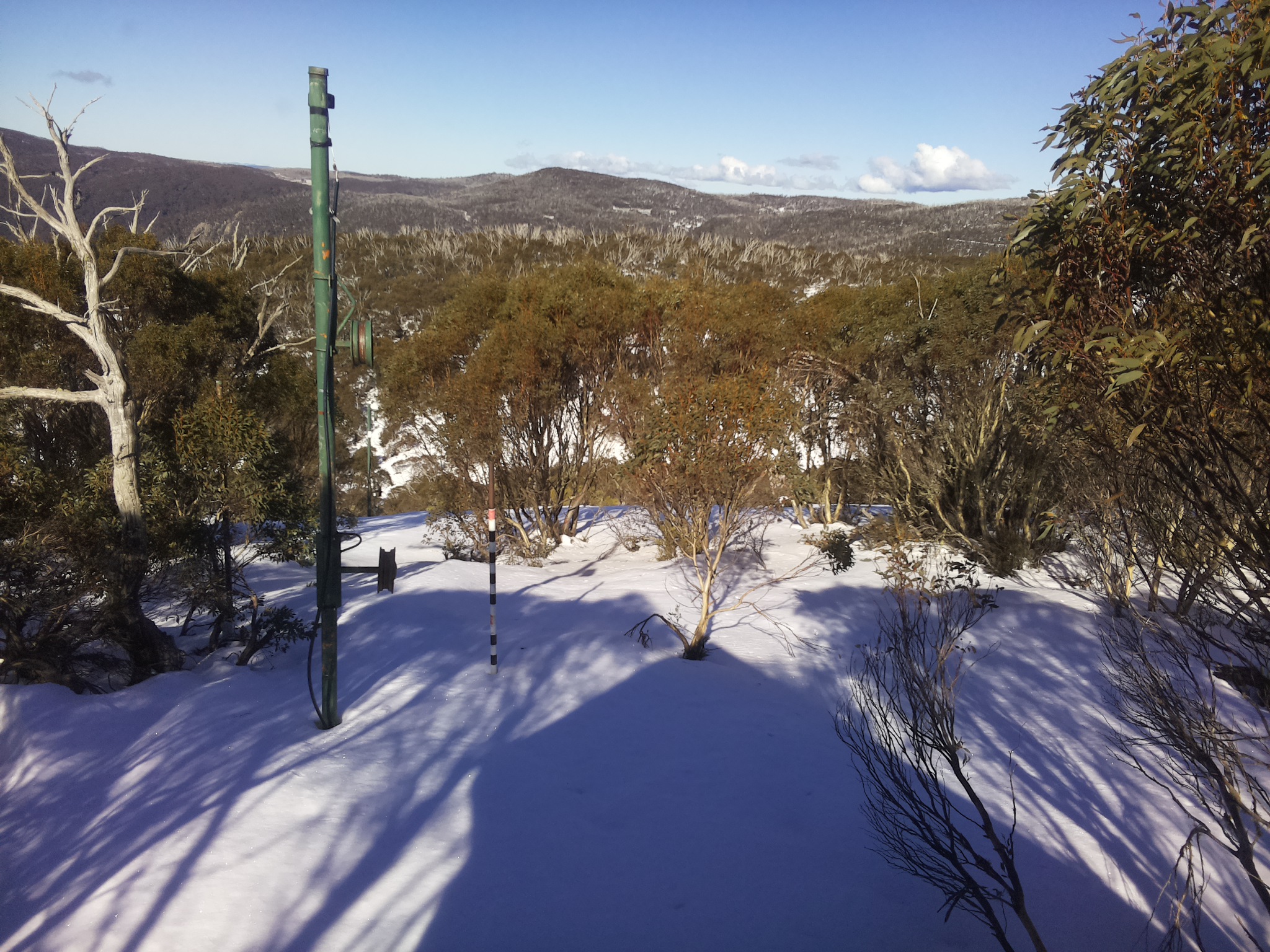 Bogong Web Cam 1:00pm Friday 4th of July 2025