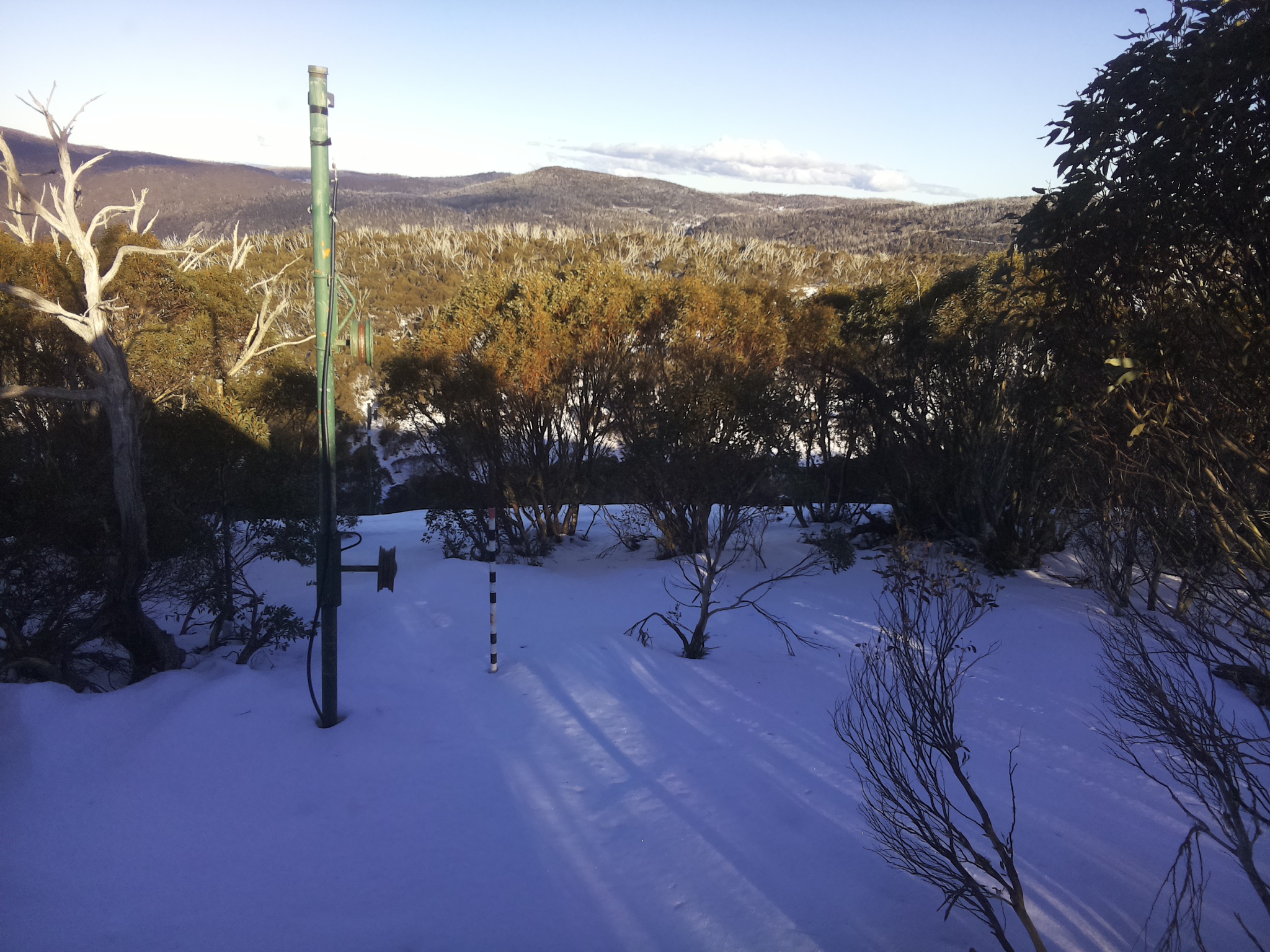 Bogong Web Cam 3:30pm Friday 4th of July 2025