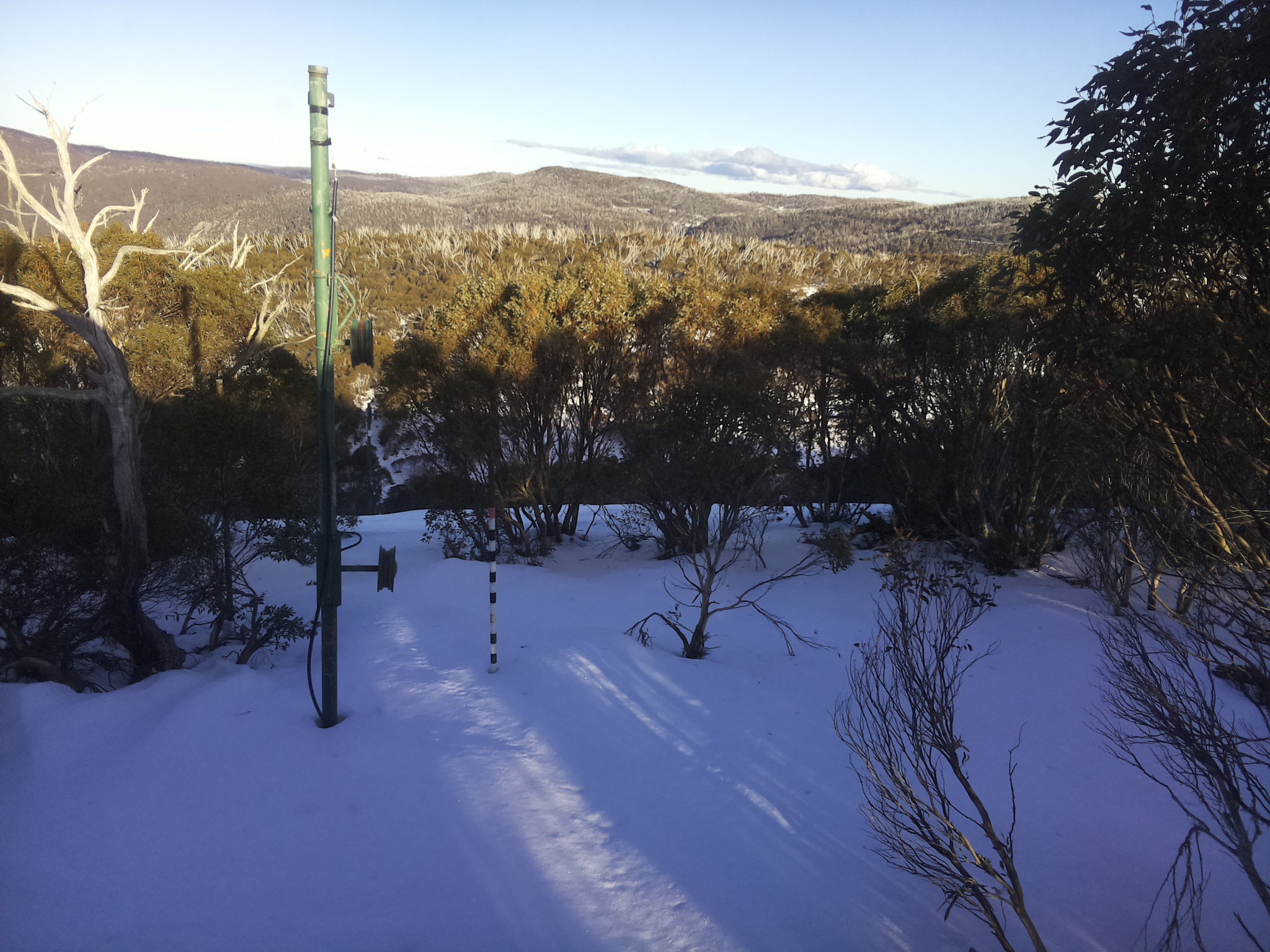 Bogong Web Cam 3:40pm Friday 4th of July 2025
