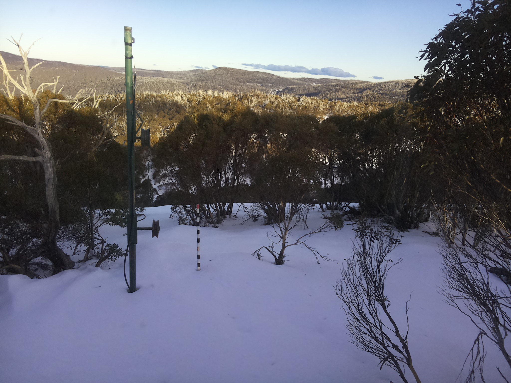 Bogong Web Cam 4:00pm Friday 4th of July 2025