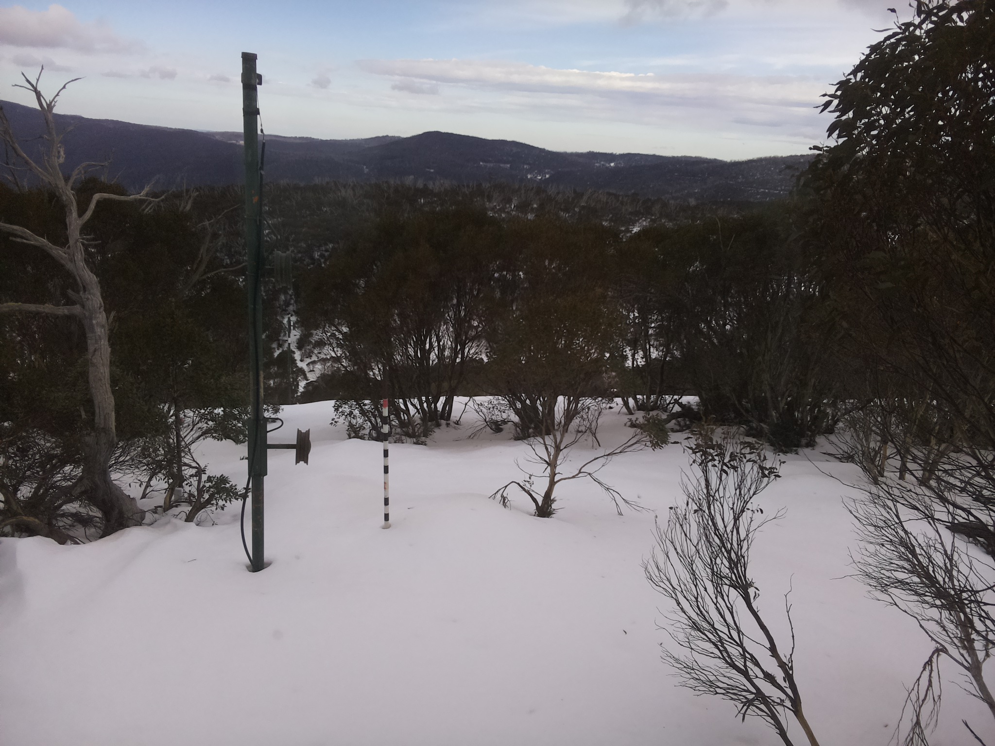 Bogong Web Cam 12:00pm Sunday 6th of July 2025