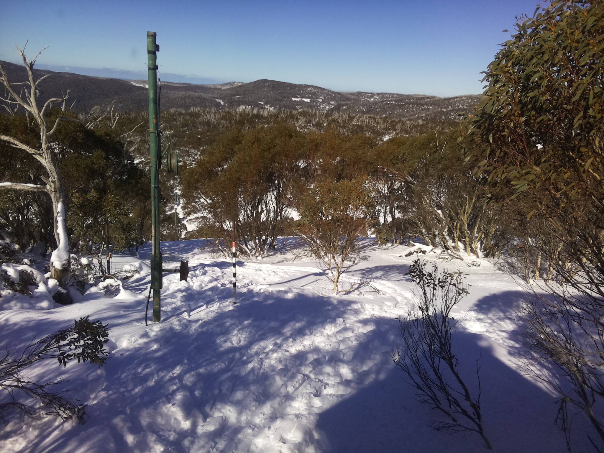 Bogong Web Cam 12:00pm Saturday 12th of July 2025