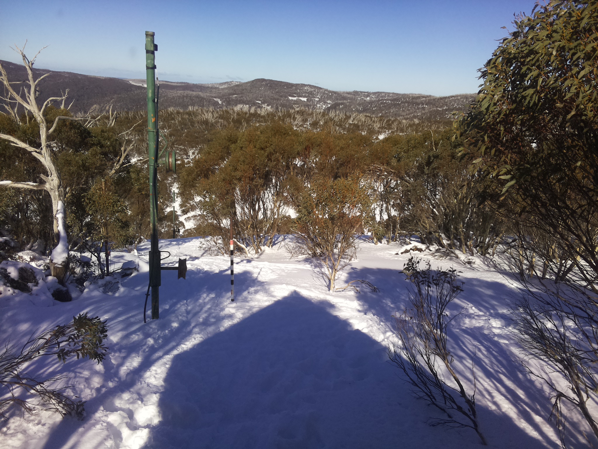 Bogong Web Cam 1:20pm Saturday 12th of July 2025