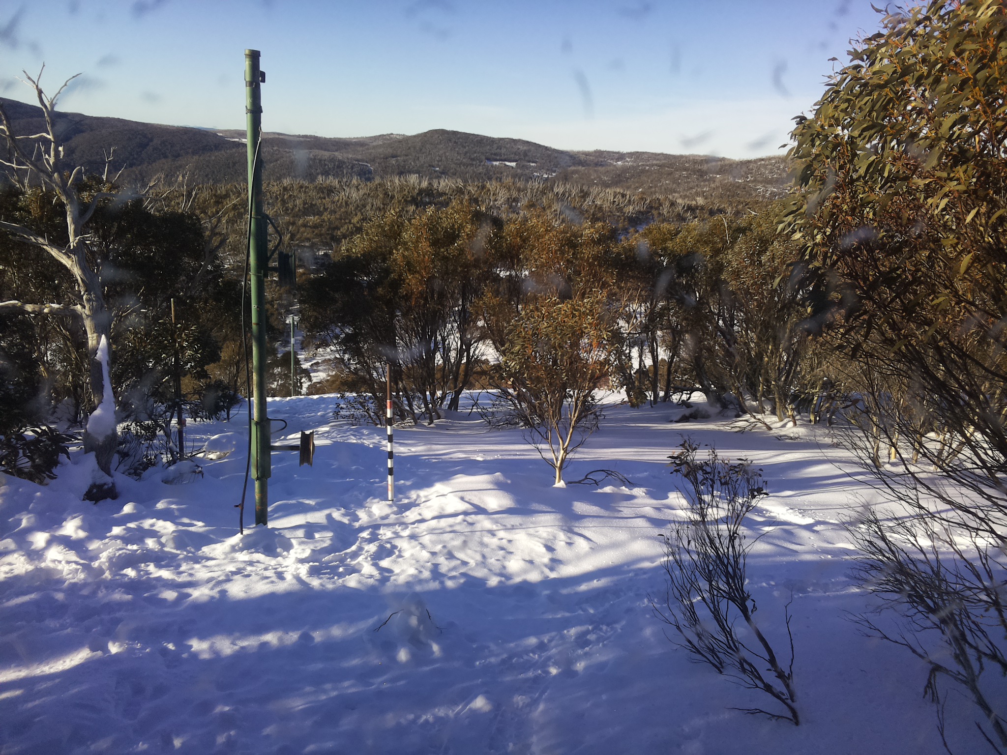 Bogong Web Cam 8:40am Saturday 19th of July 2025