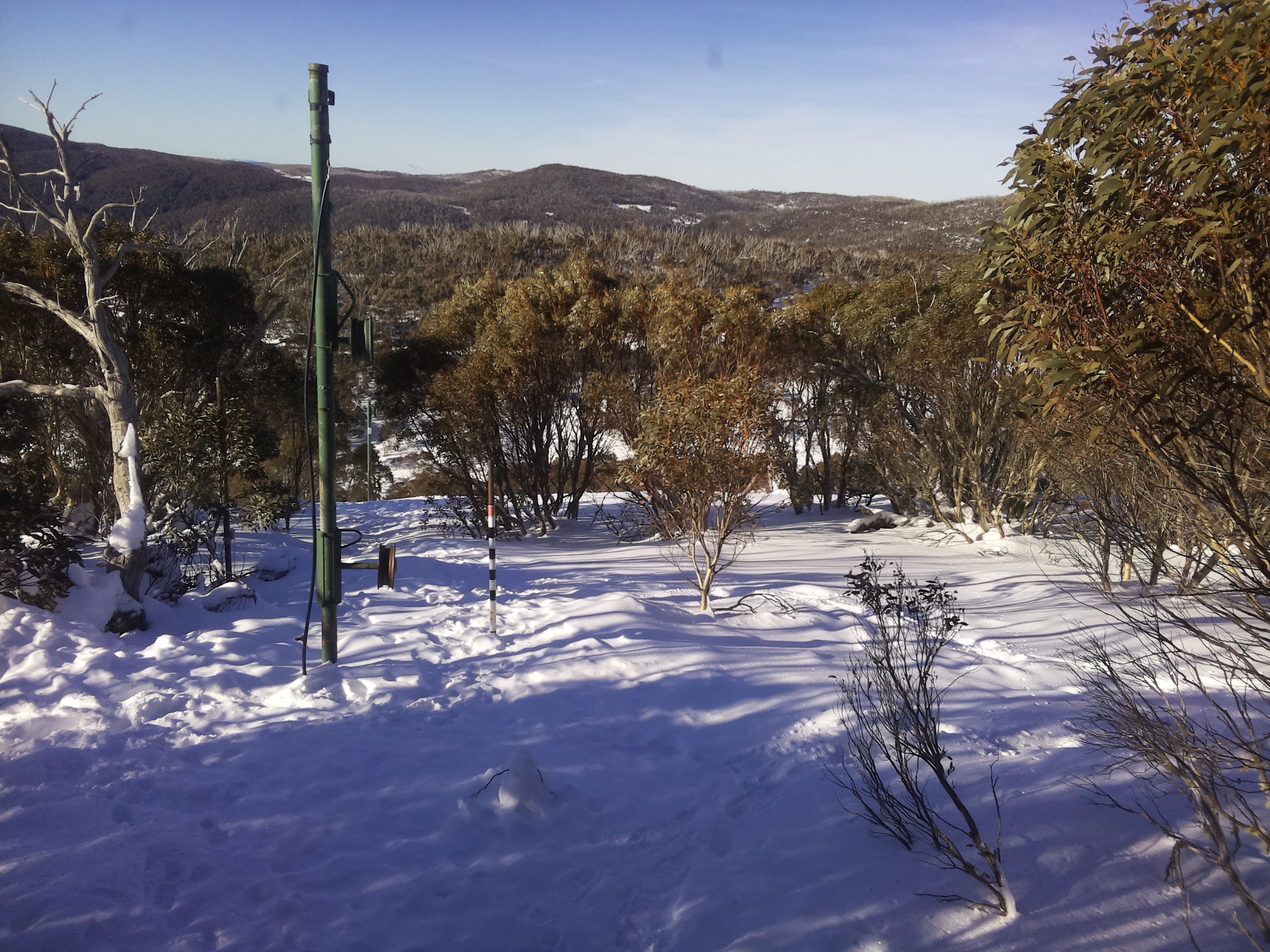 Bogong Web Cam 9:20am Saturday 19th of July 2025