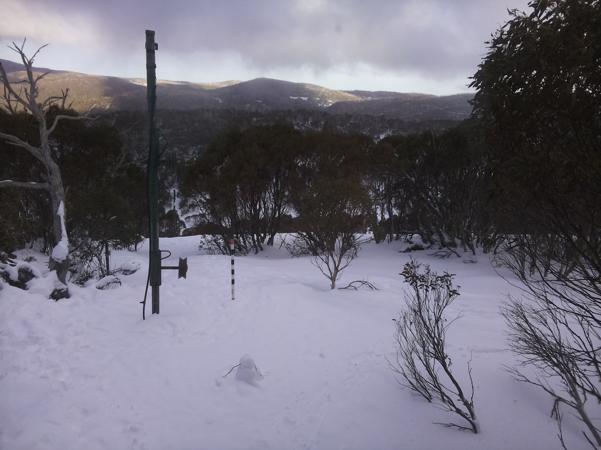 Bogong Web Cam 3:30pm Saturday 19th of July 2025
